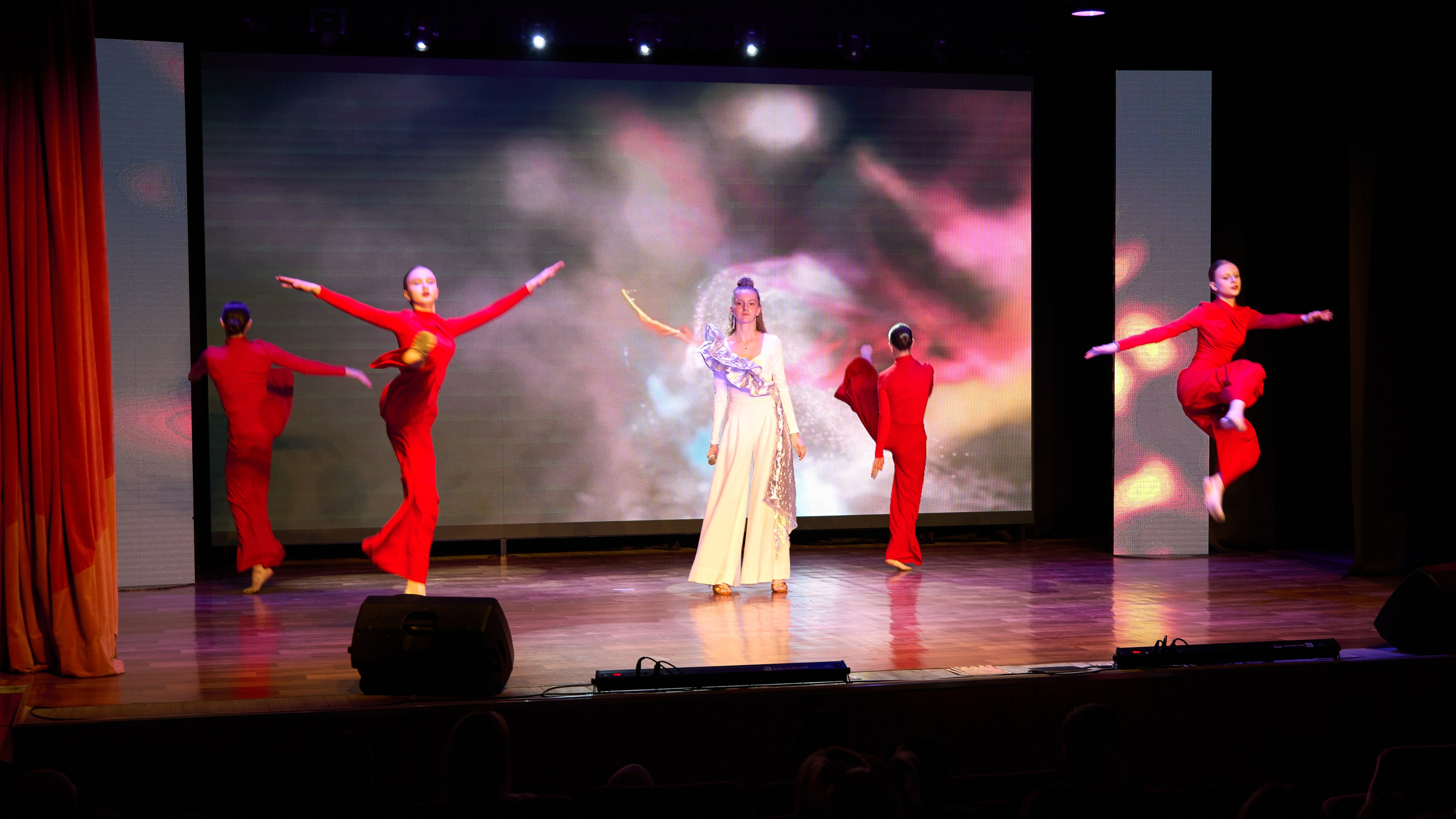 Концерт учащихся ДШИ № 18 «Мы делаем выбор сами». [fXph] Фотограф Масликов Илья. Съёмка мероприятий в Ленинске-Кузнецком