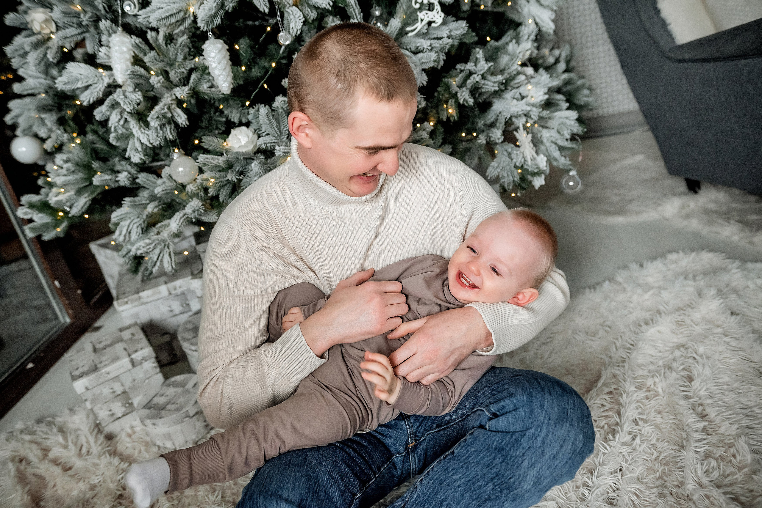 Портфолио фотографа: Новогодние фотосессии — Идеи, примеры и вдохновение для ваших праздничных кадров