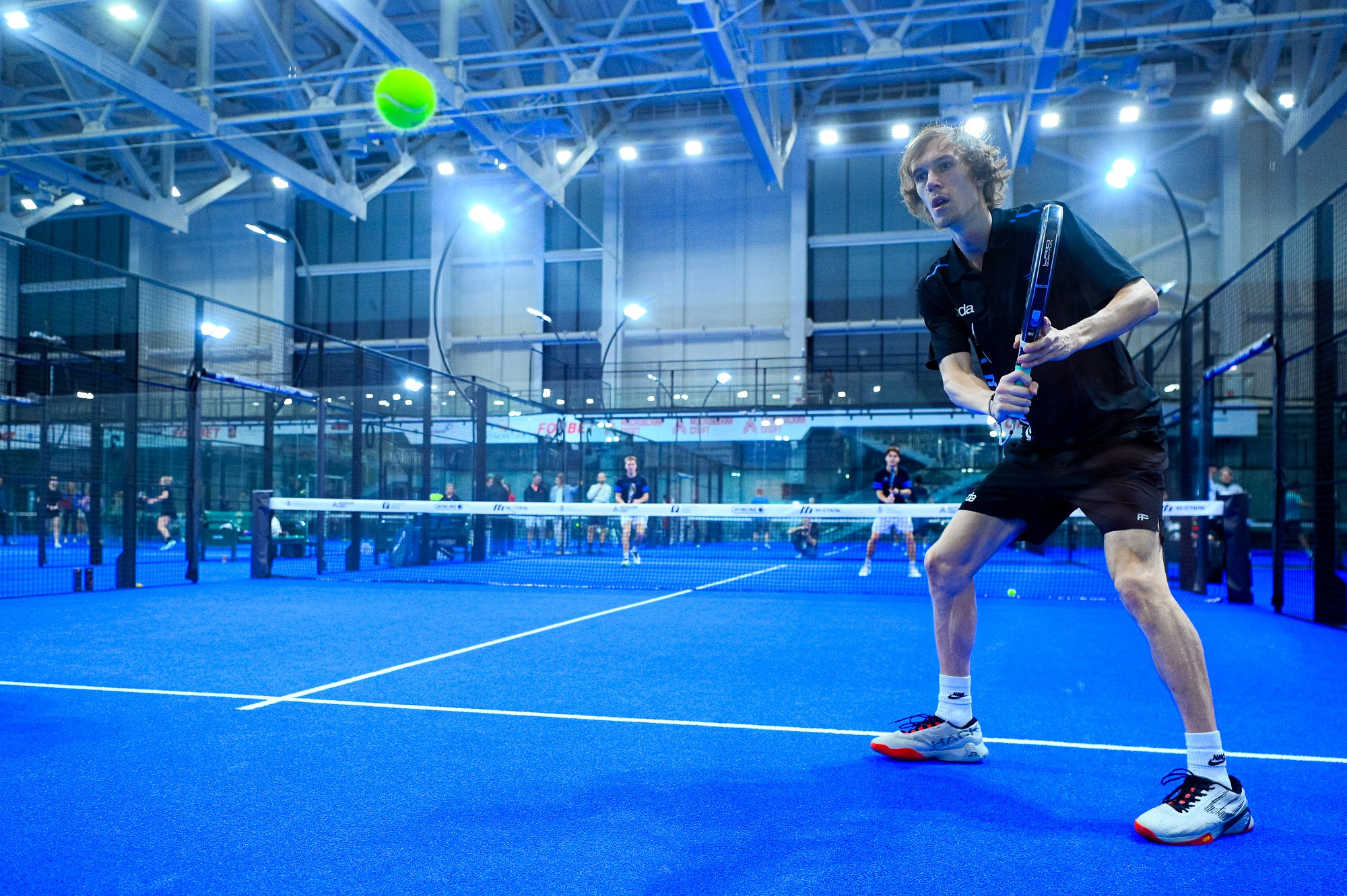 Падел: Международный турнир «Москва 2025». Елена Дружинина. Спортивный и репортажный фотограф