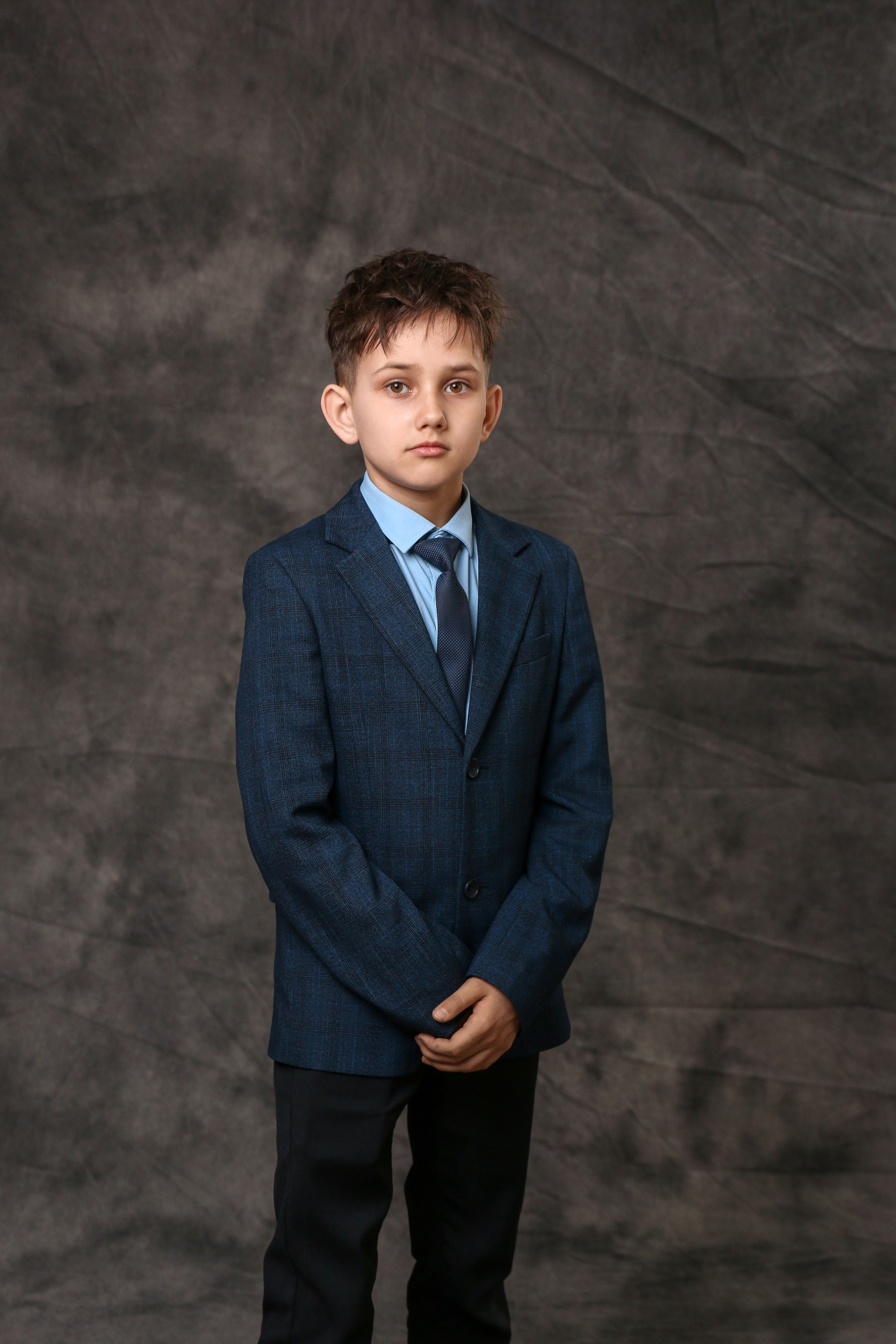 Выпускной фотоальбом "Портрет". Выпускные альбомы в Тюмени для школ, садов, вузов спортивных секций