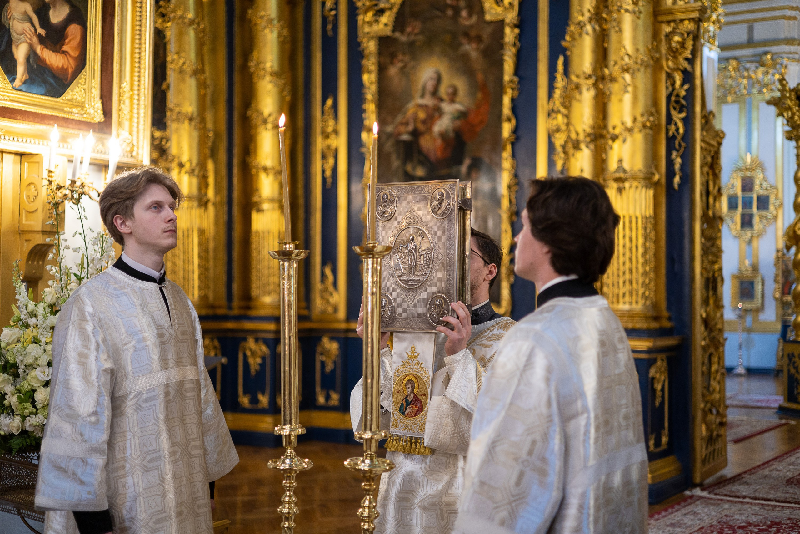 ВСЕНОЩНОЕ БДЕНИЕ В КАНУН ПРАЗДНИКА ВОЗНЕСЕНИЯ ГОСПОДНЯ. НИКОЛО-БОГОЯВЛЕНСКИЙ МОРСКОЙ СОБОР