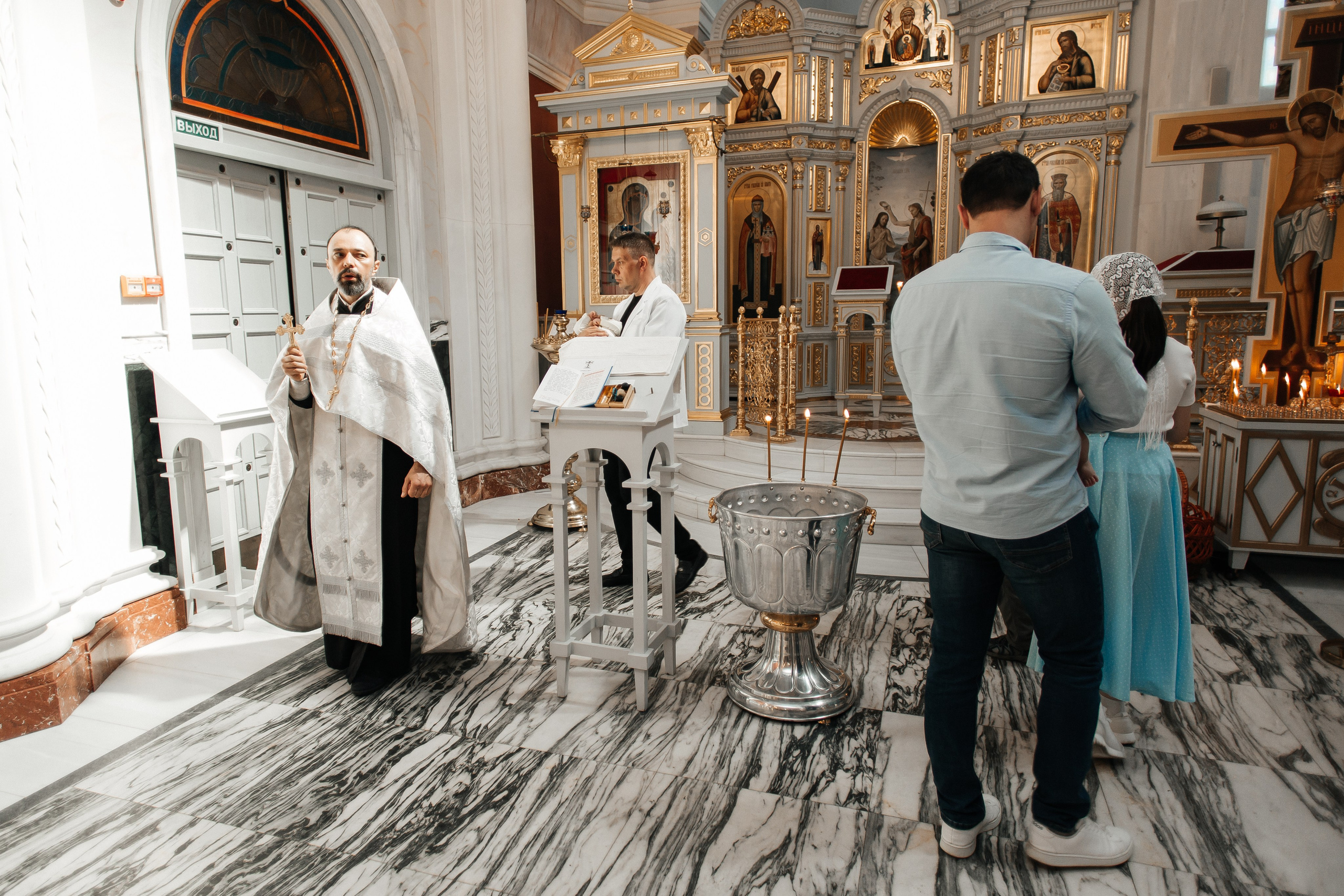 Фотосъемка крещения  в Санкт- Петербурге