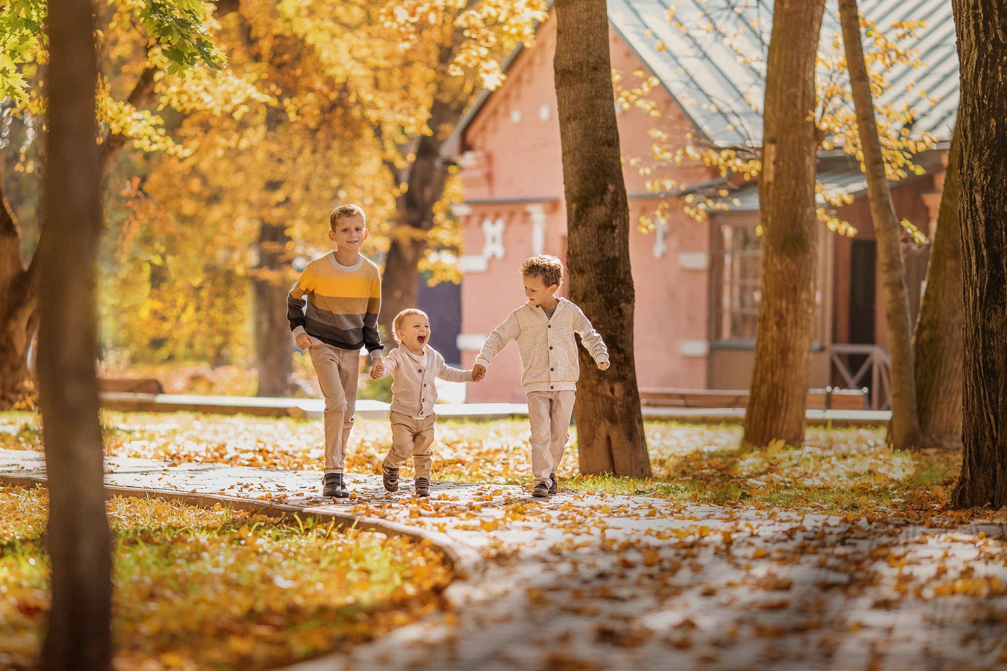 Осенние фотосессии. Фотограф на Крещение, Венчание в Москве Ирина Шамина