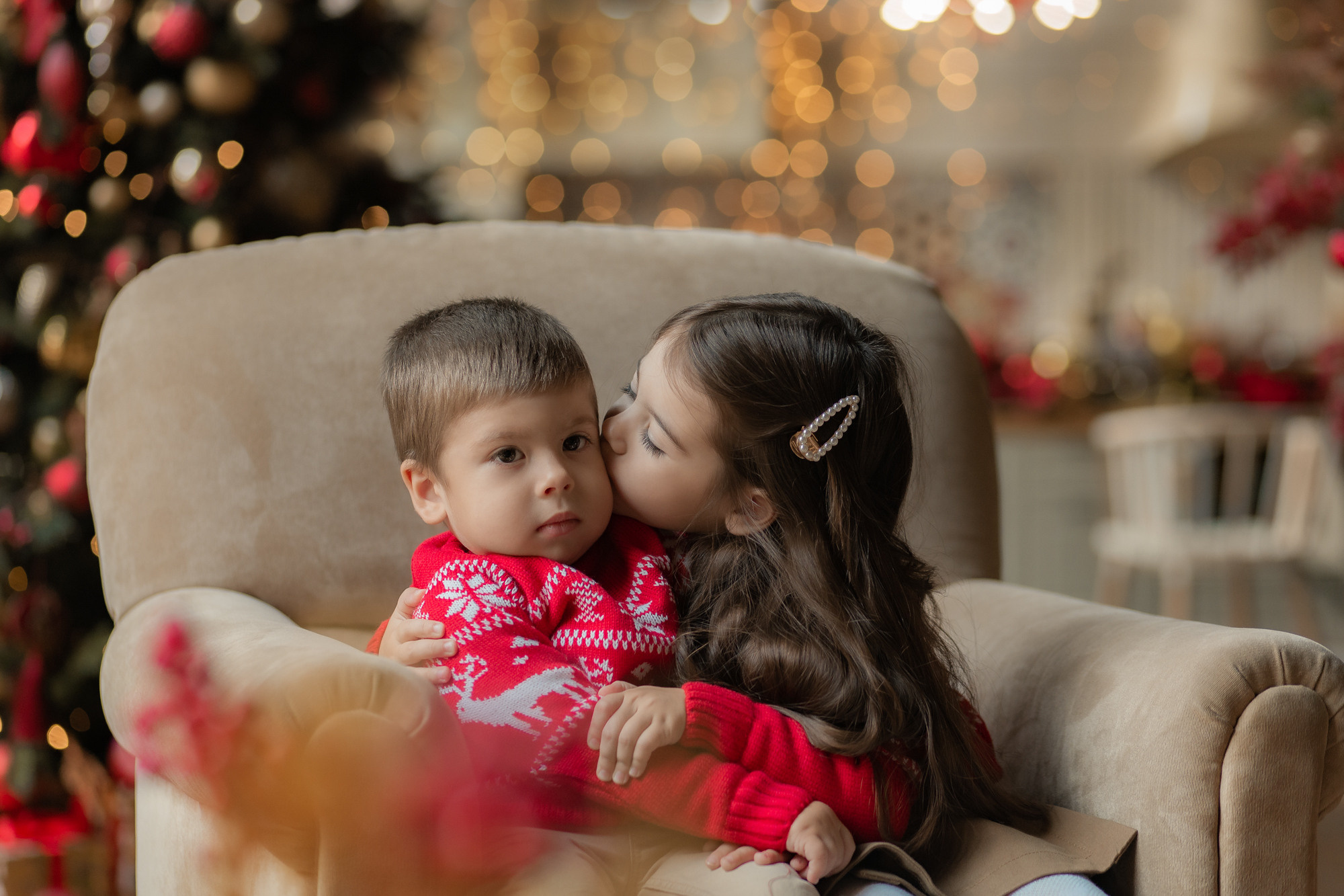 Семейная новогодняя фотосессия в Famous Studios, зал Оскар. Фотограф на Крещение, Венчание в Москве Ирина Шамина