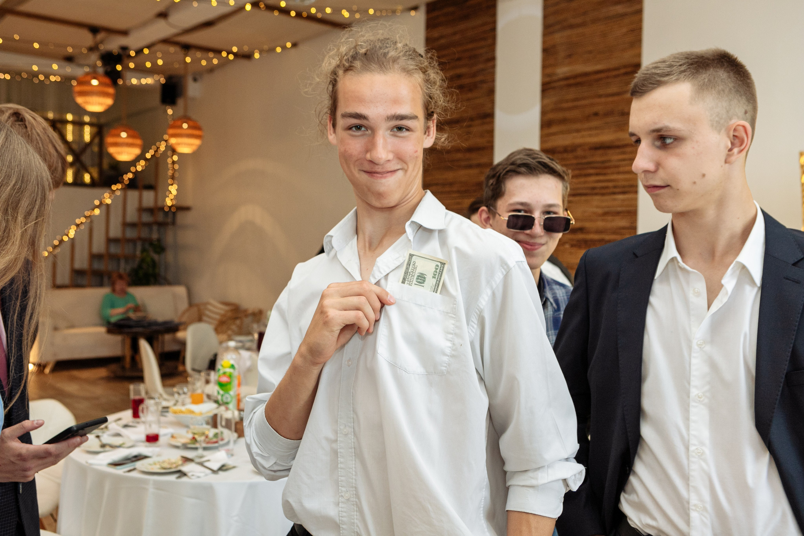 Школьные Выпускные Альбомы и Фотосессии в СПб. Фото и Видеосъемка на ваше мероприятие. Александр Романов