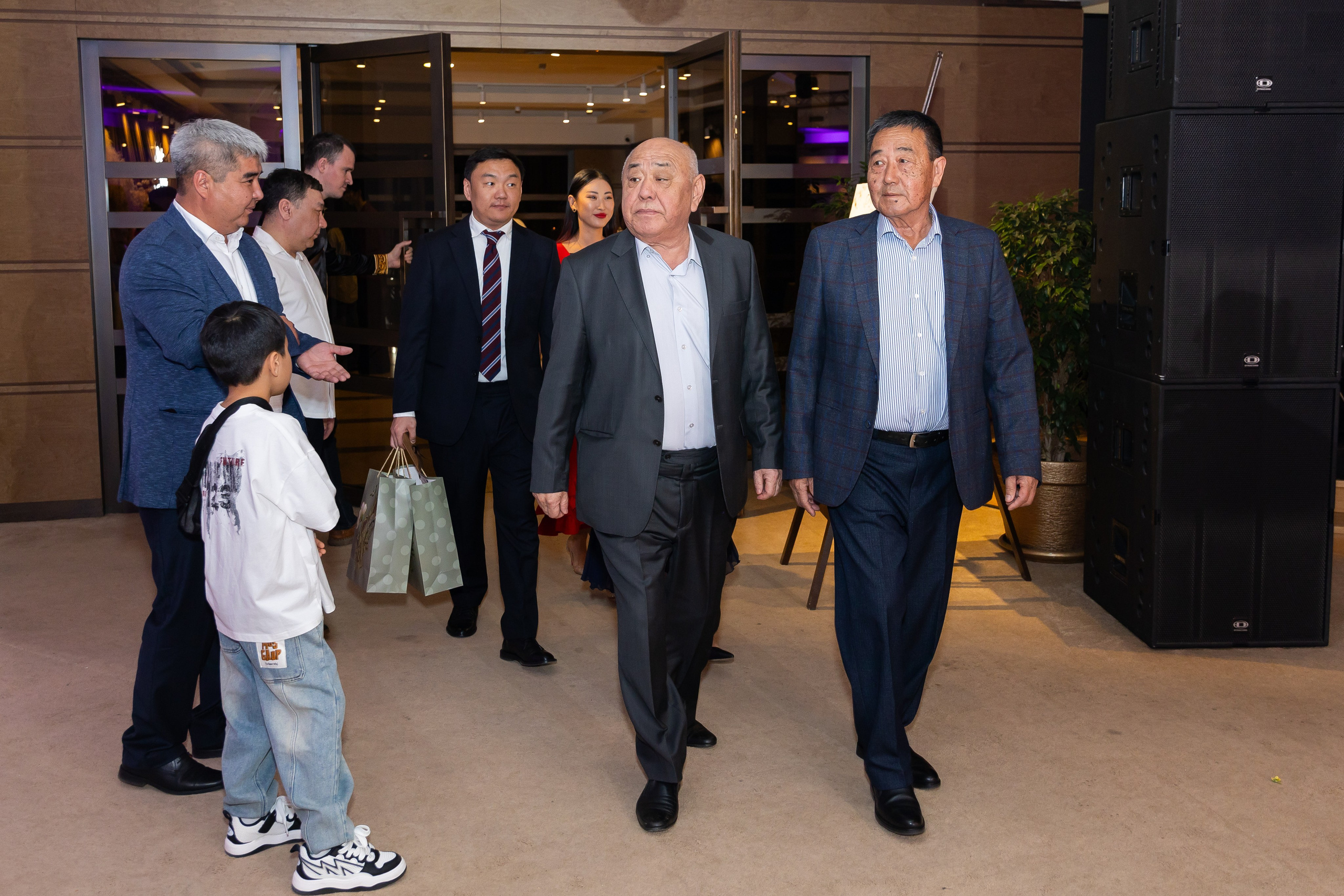 Свадебный банкет. Фото и видеосъемка в Алматы