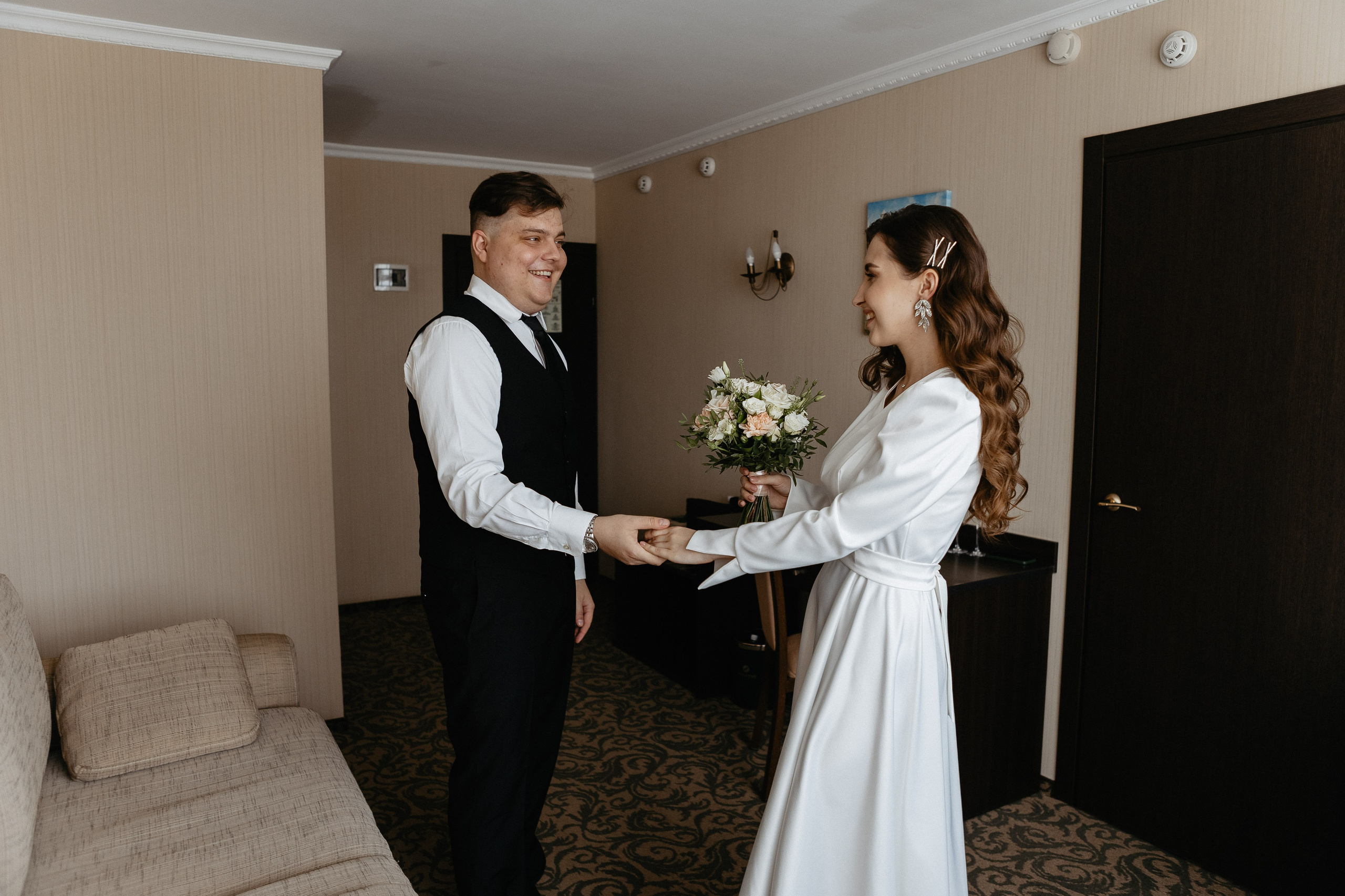 Полина и Никита. Свадебный и семейный фотограф в Челябинске. Аврамец Анна