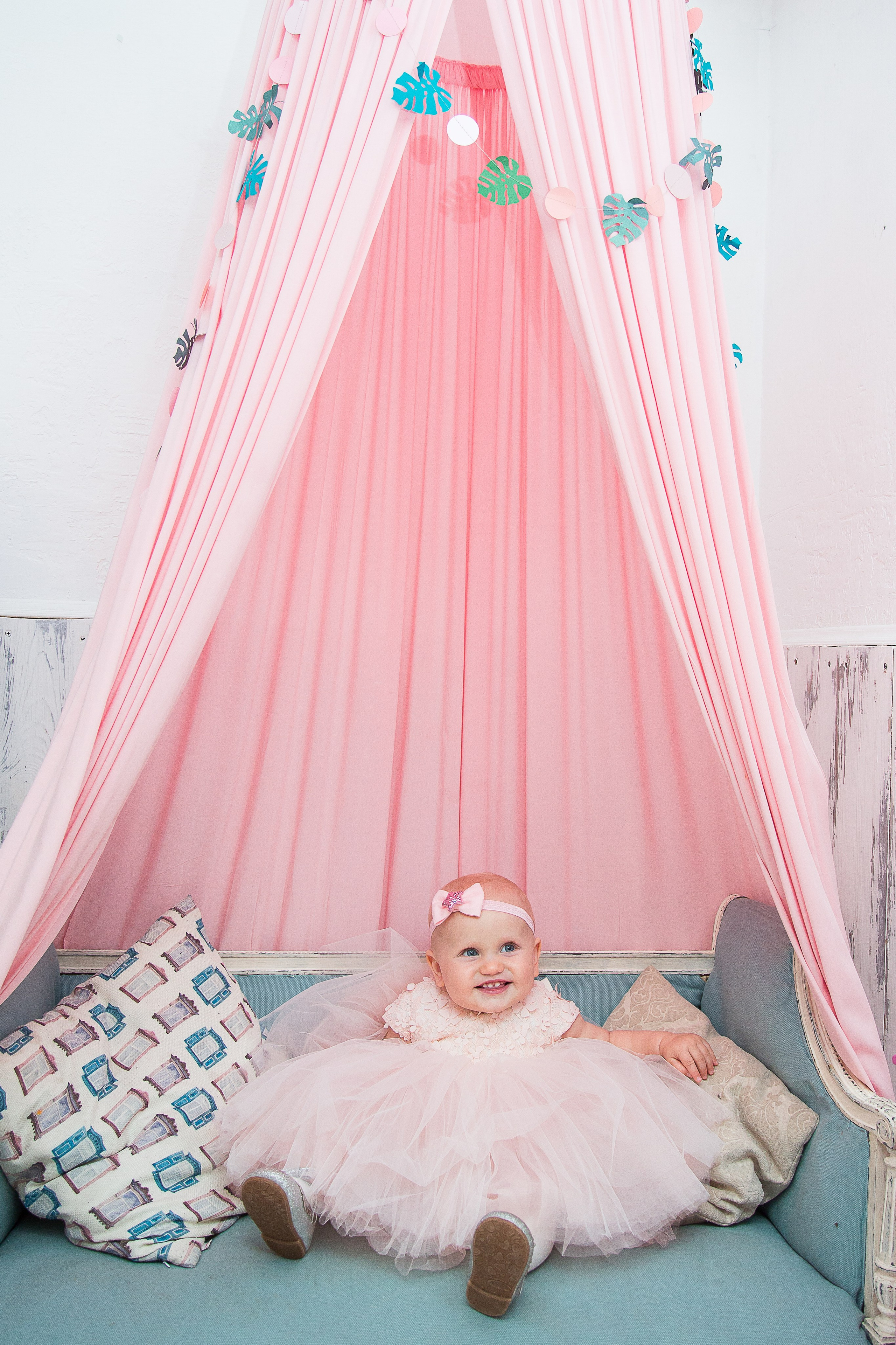 Годик Полине. Фотограф на Крещение, семейный фотограф в Москве