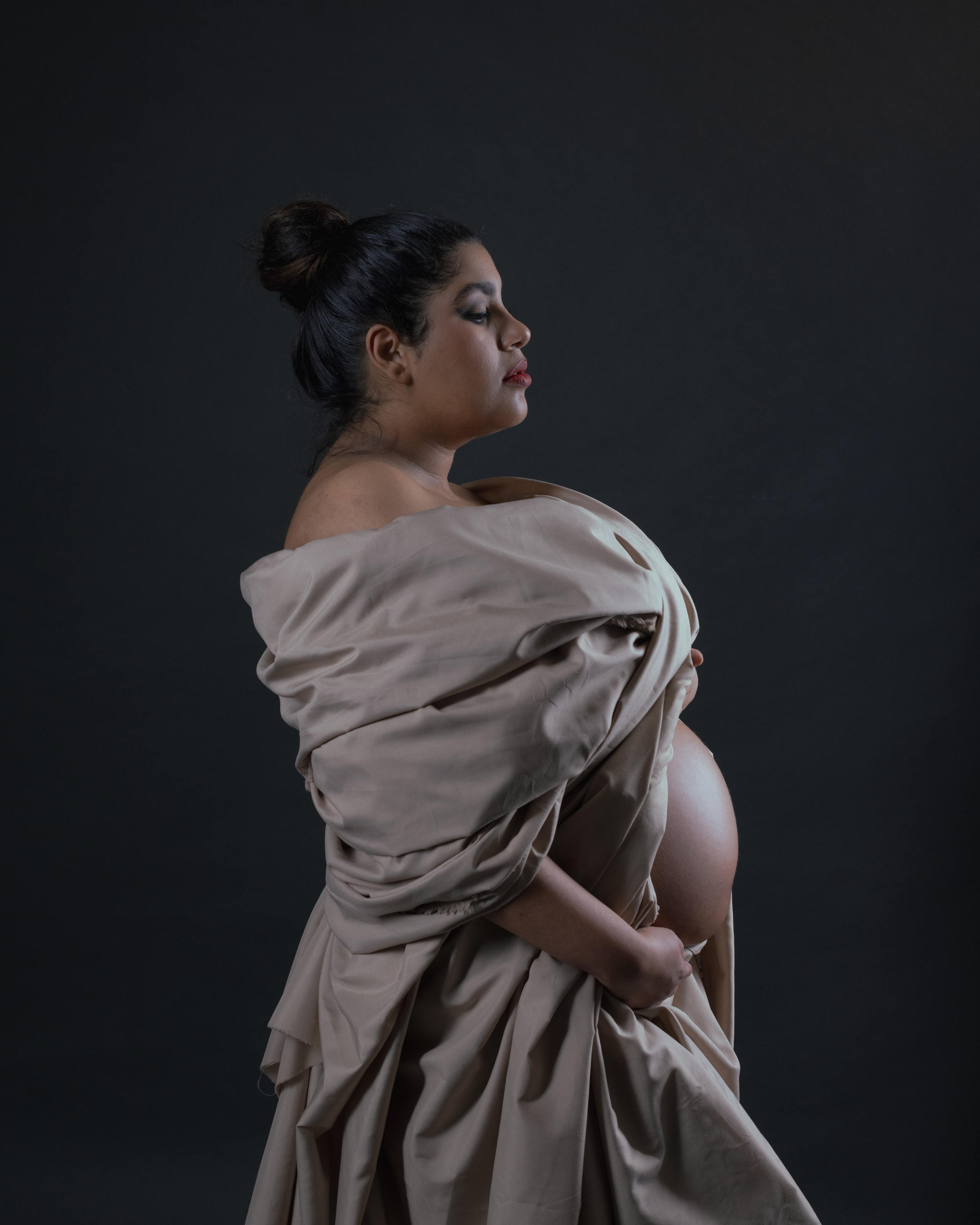 NOGLYS. Anastasiia Antoniuk portrait, family and couple photographer, Portugal