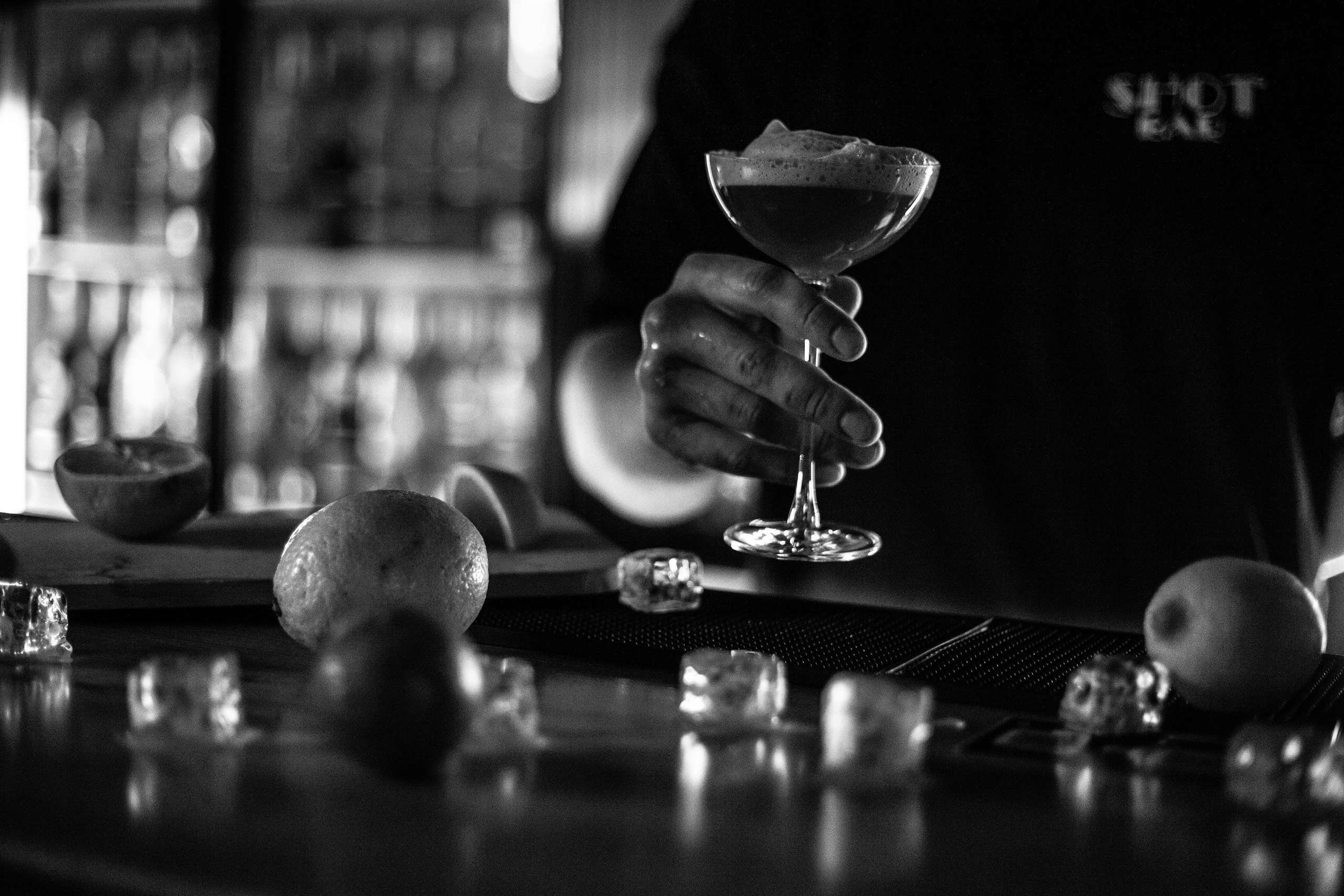 Шот Бар. Уличный фотограф Города N