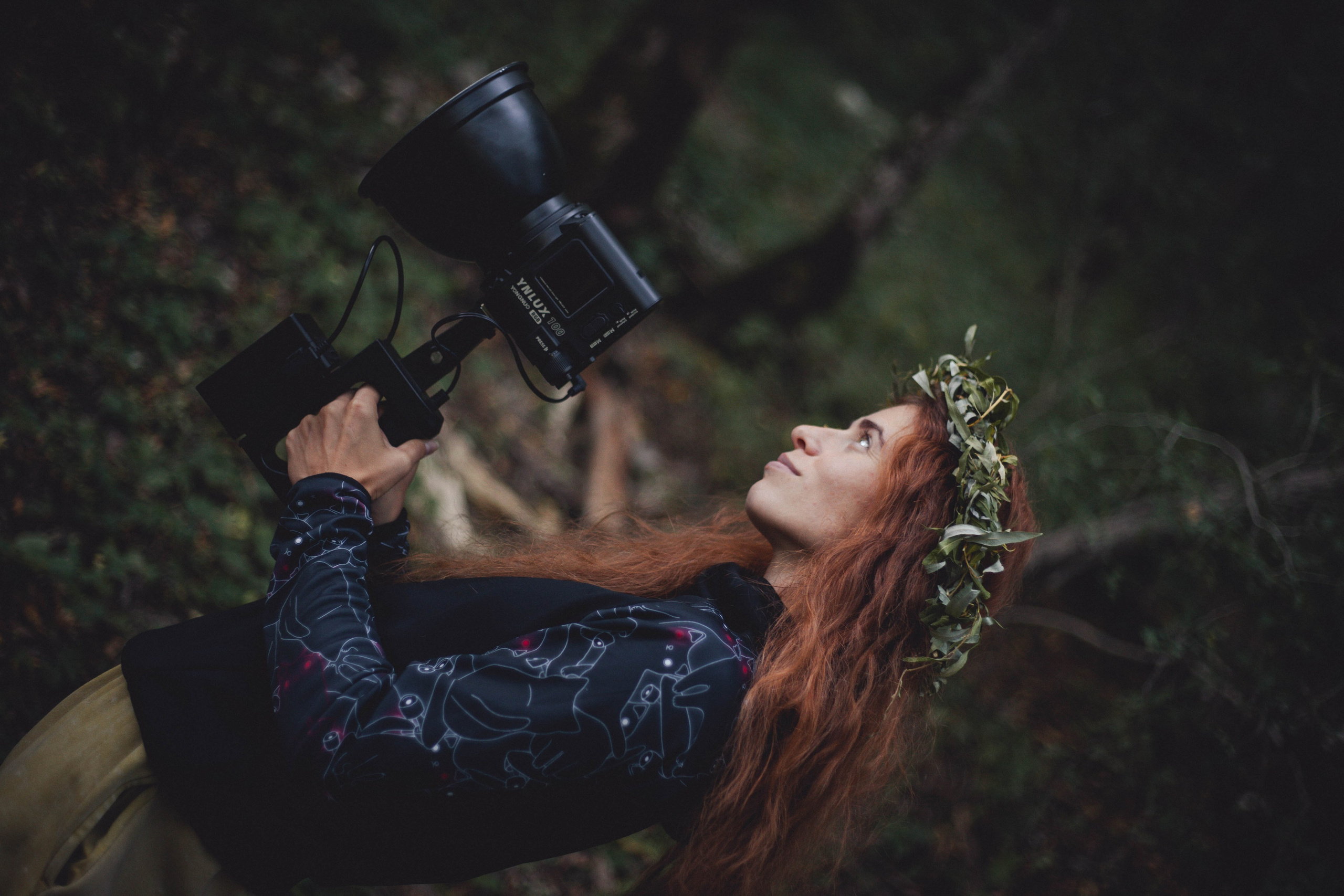 Клип. Уличный фотограф Города N