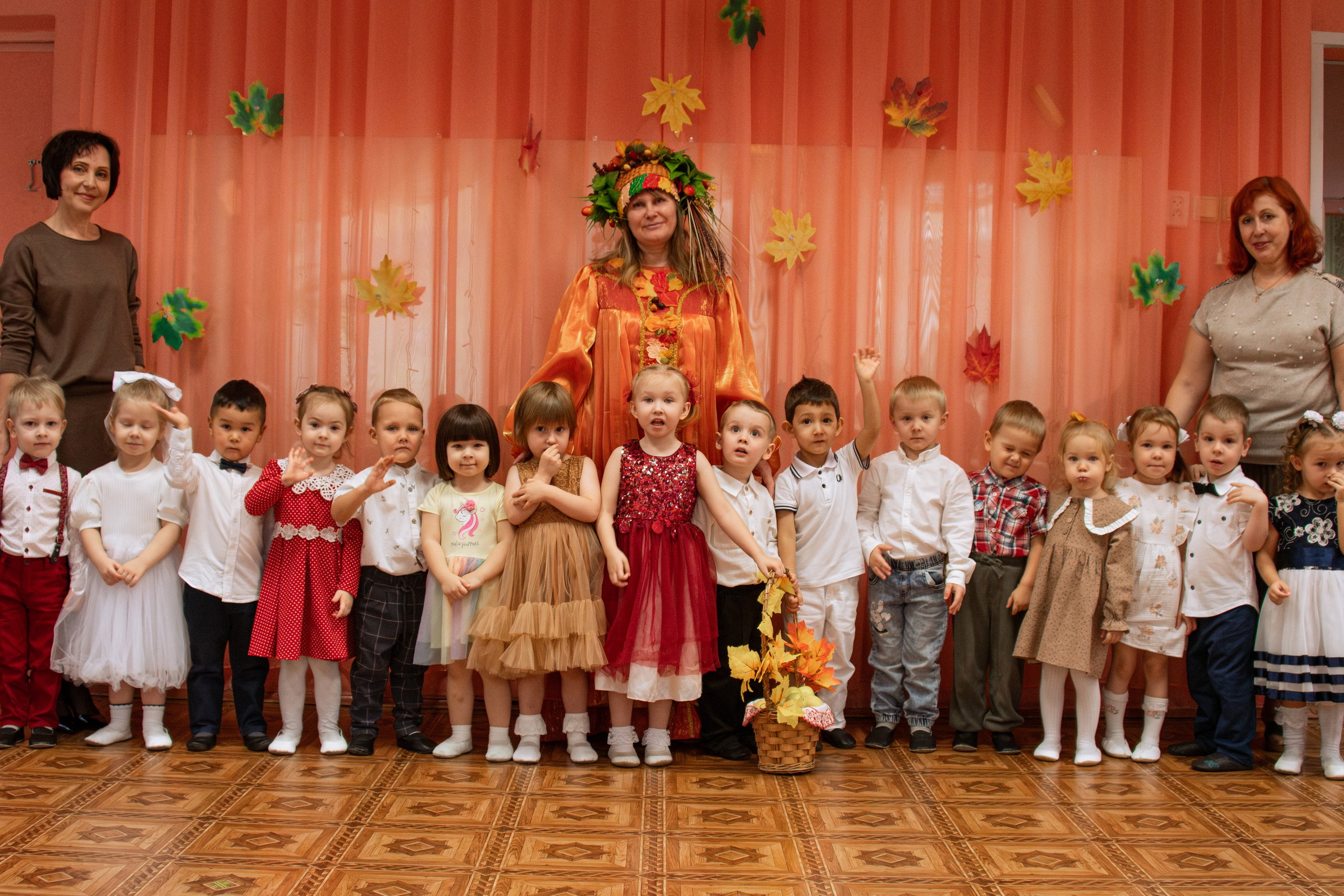 Праздник осени в детском саду. Фотограф в Санкт-Петербурге Ксения Яковчук