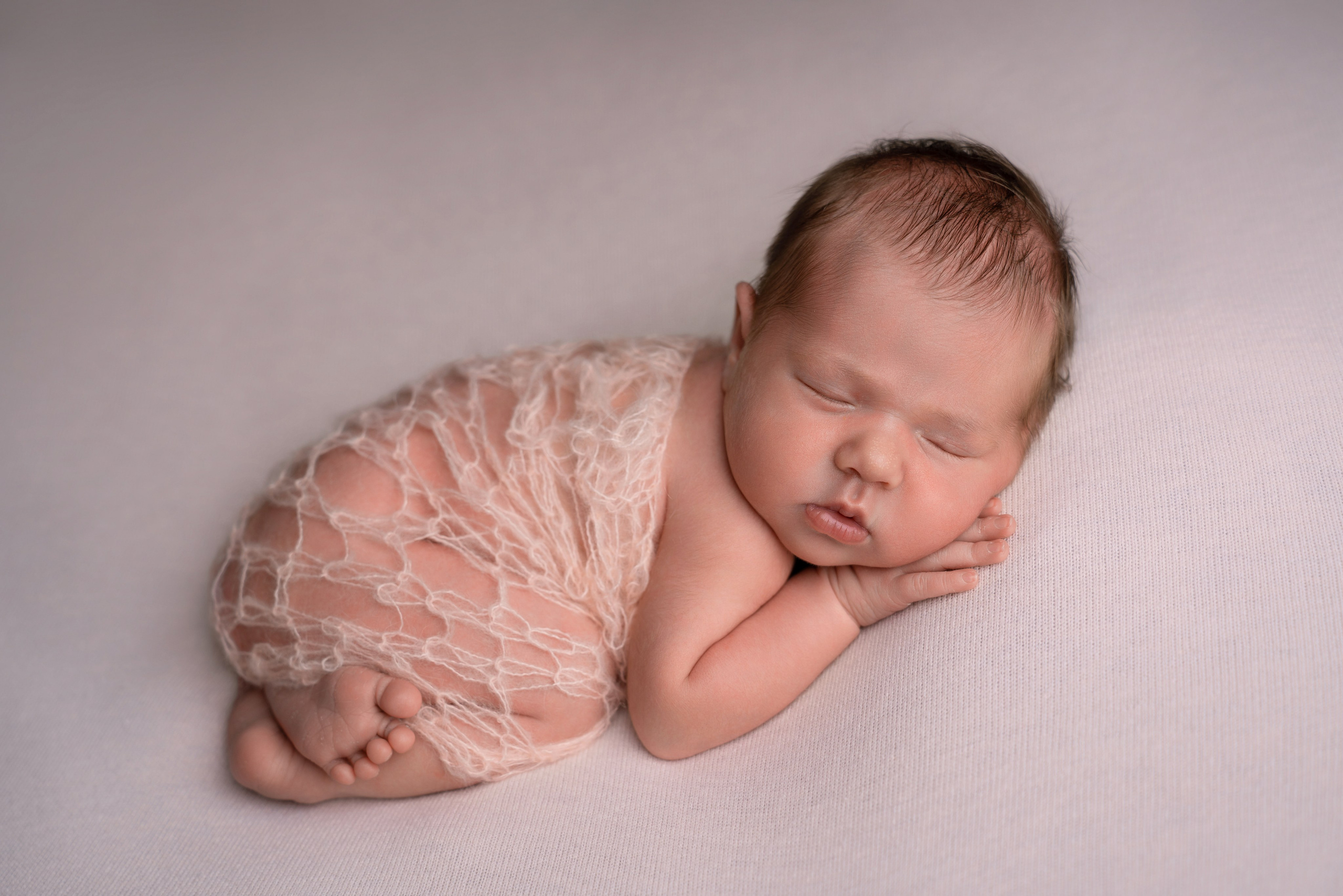 Ньюборн. Фотограф новорожденных Оренбург и свадебный фотограф Оренбург