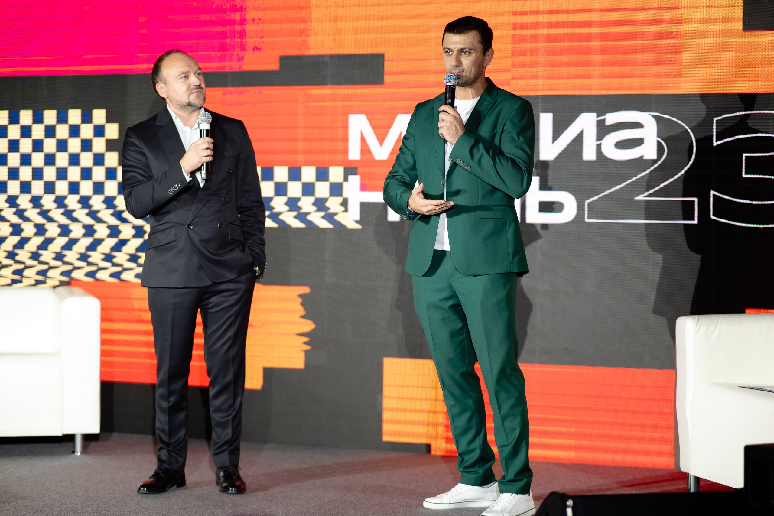 Медианочь. Репортажный фотограф Красноярск Алекс Чампакхам