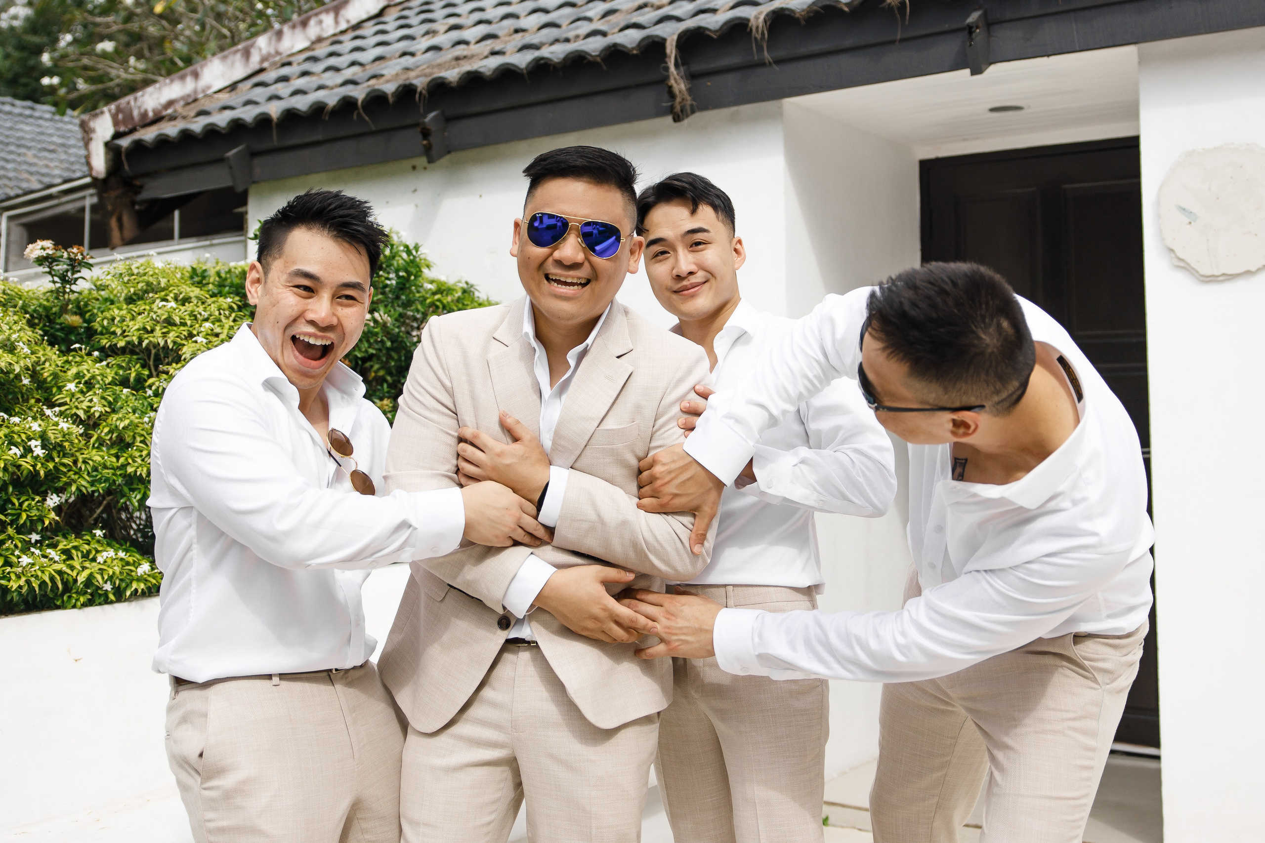 Wedding in Phuket at the Thavorn Hotel. Photographer in Phuket. Photographer Thailand