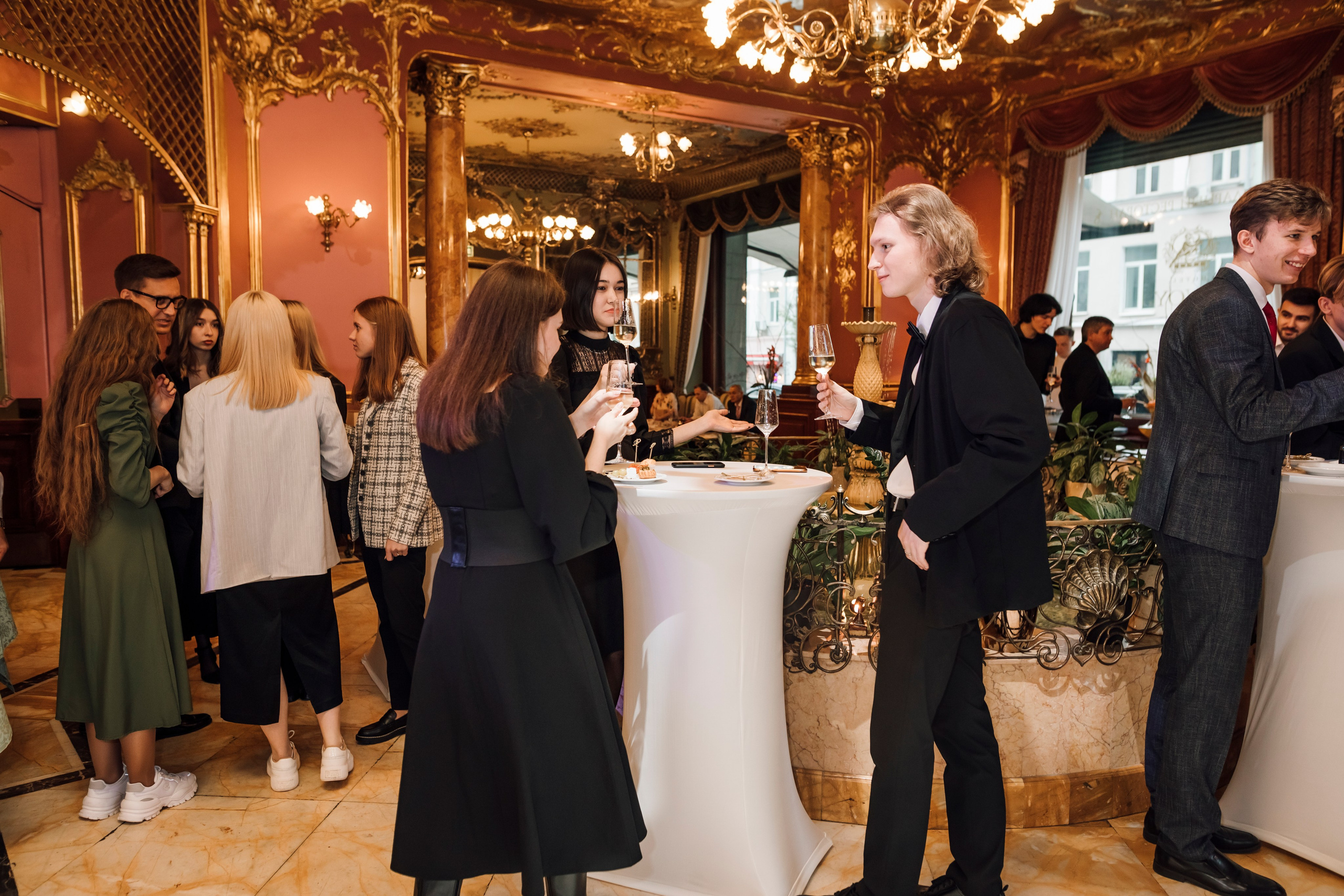 Николай и Дарина, Savoy. Свадебный и семейный фотограф в Москве Евгения Лисина