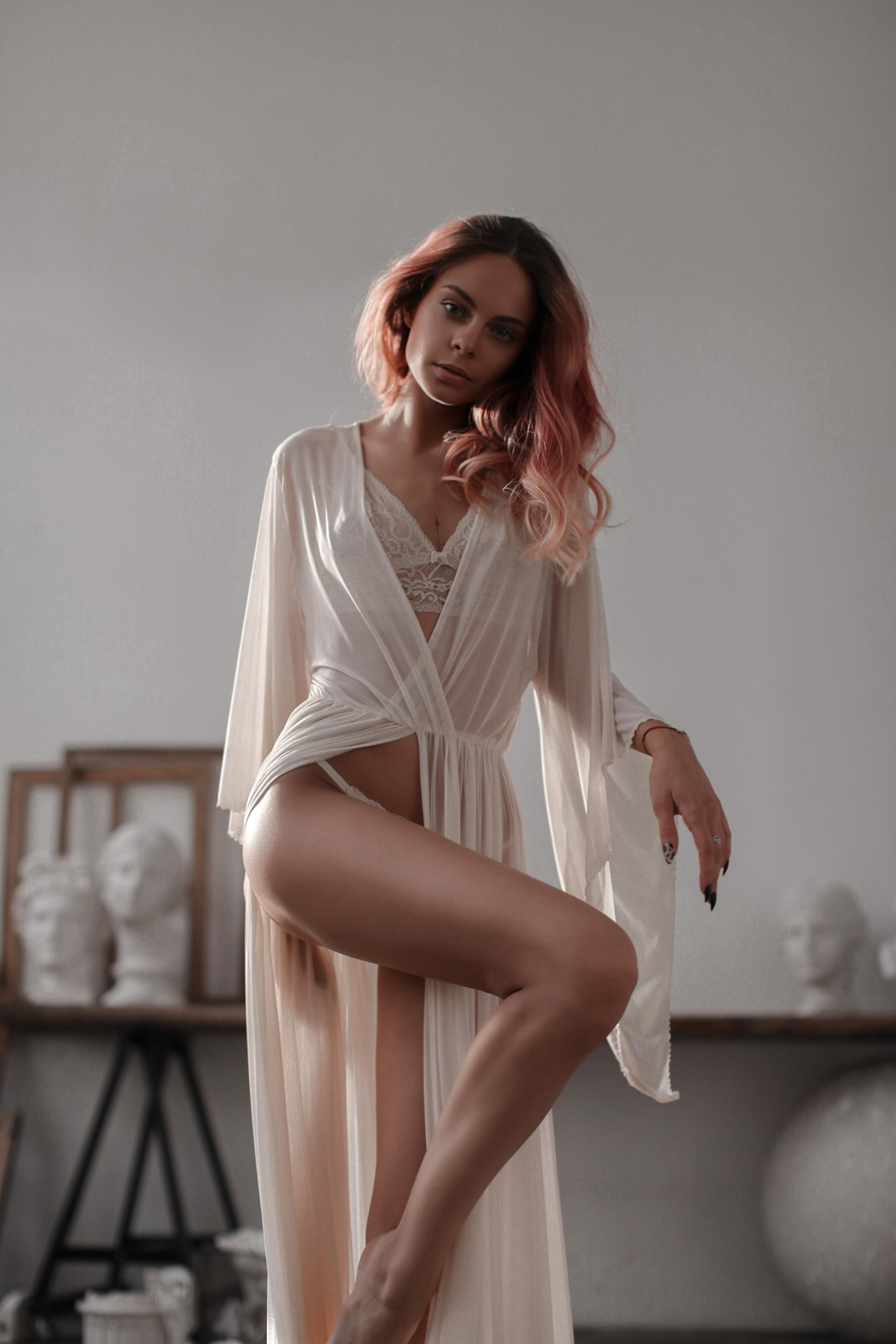 Платье 'Nude'. Лиза Бродская — фотограф в Москве