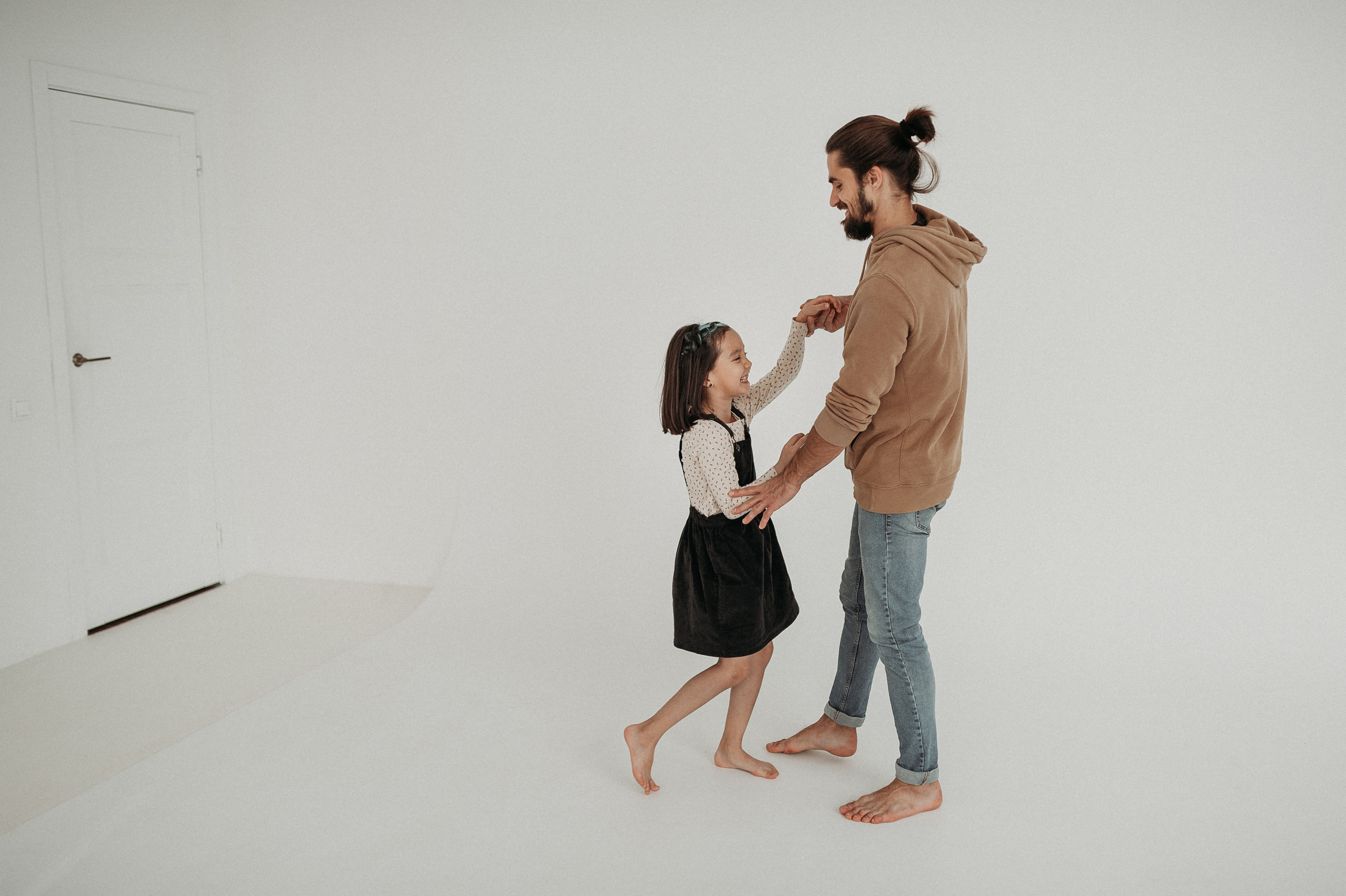 Адина, Матвей и дети. Www.ostermiller.ru