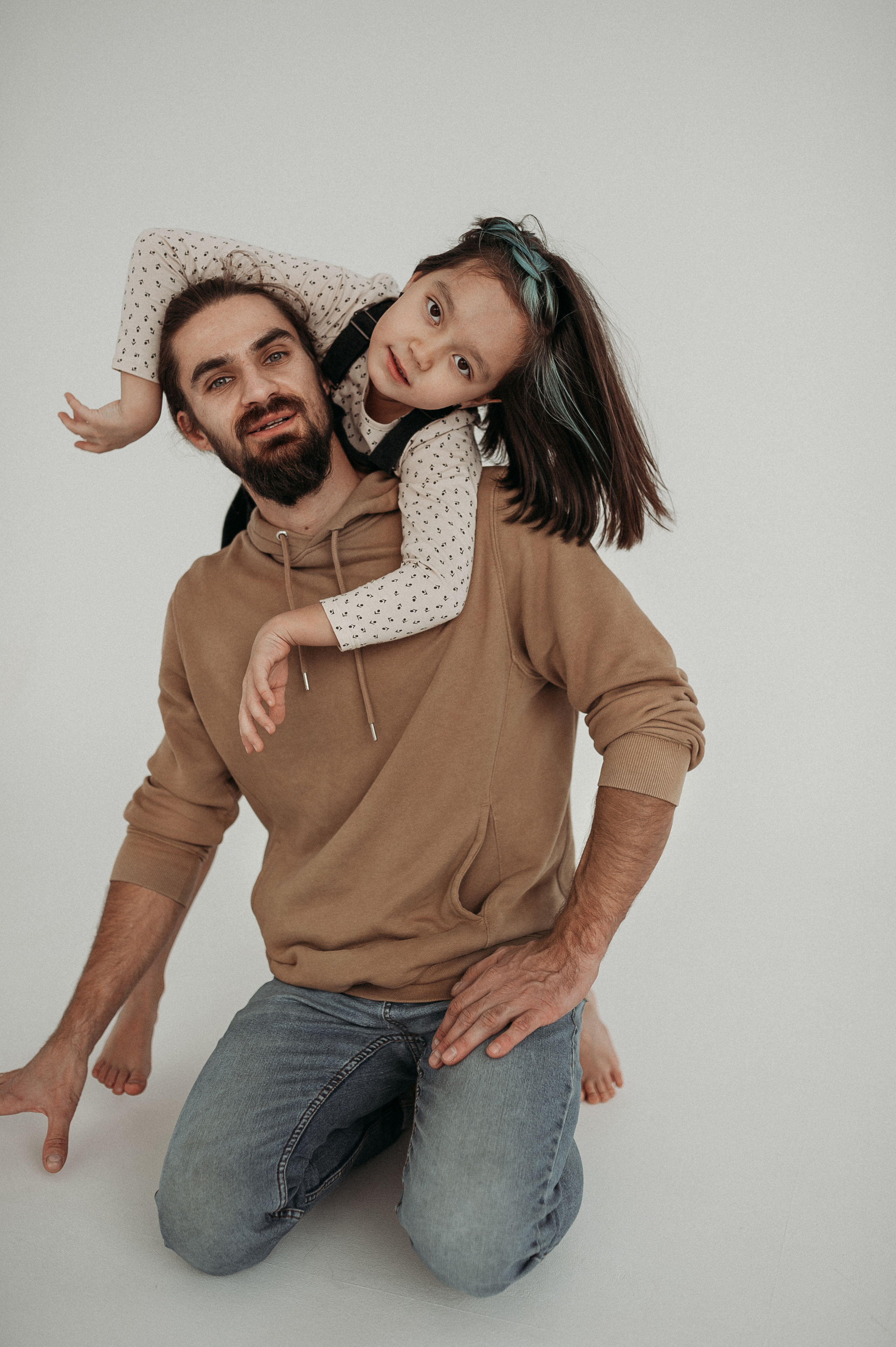 Адина, Матвей и дети. Www.ostermiller.ru