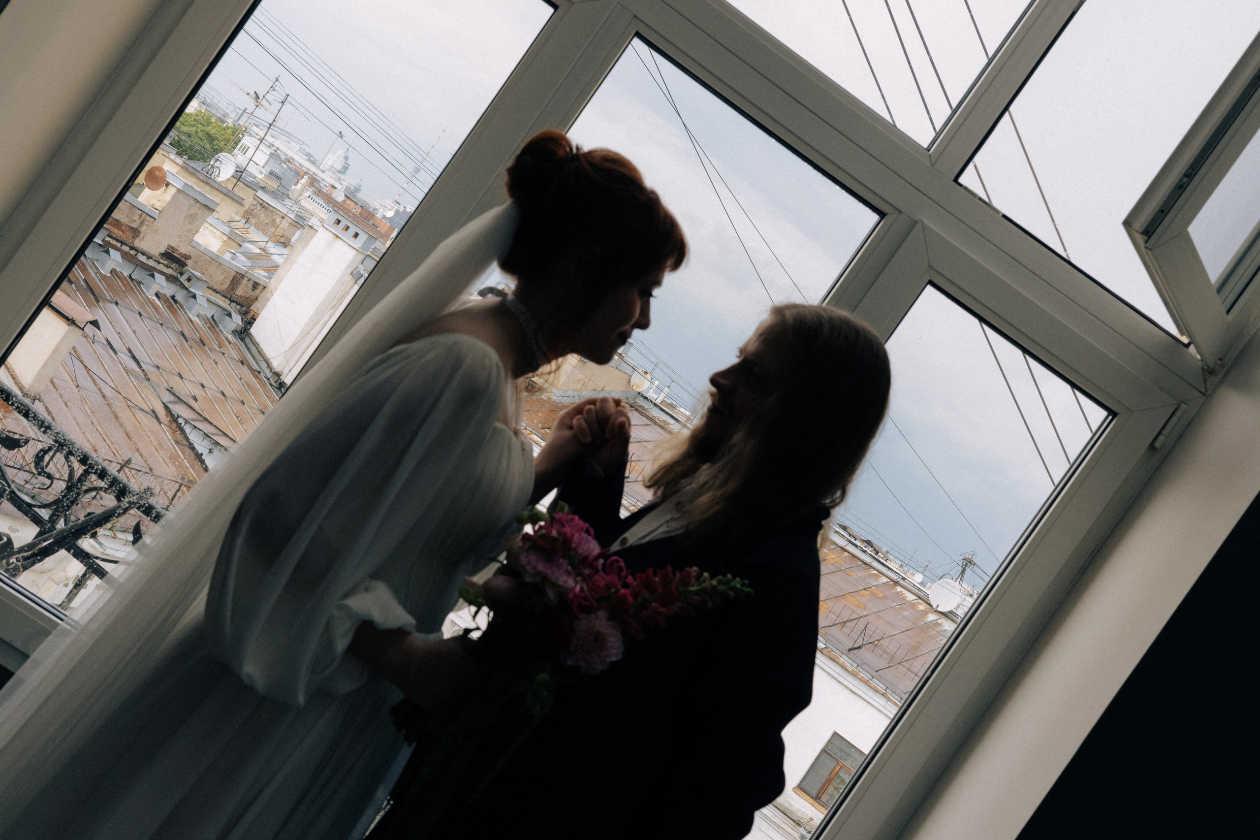 Камерные свадьбы: цифра. Портретный и репортажный фотограф Полина Дё