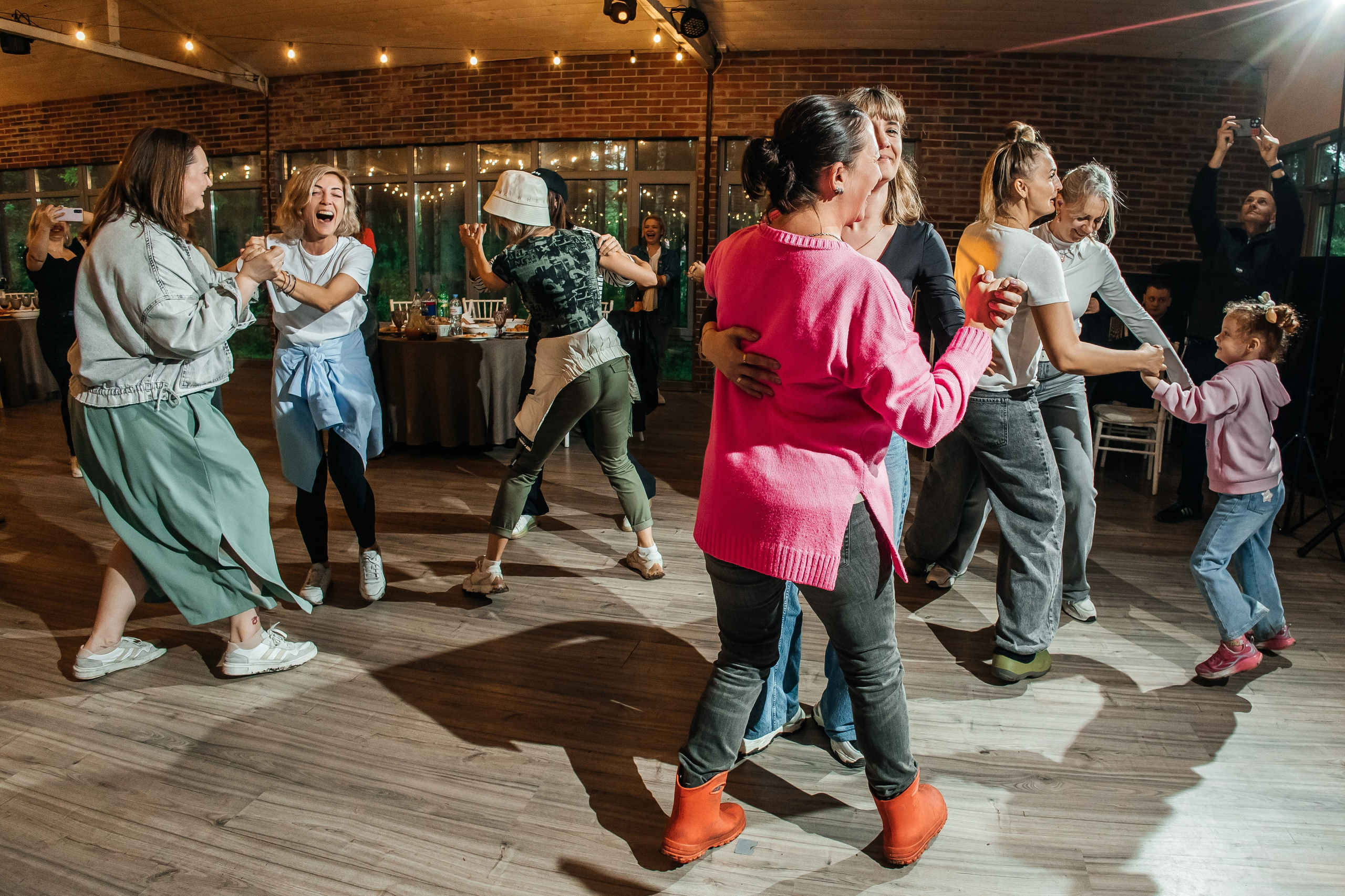 Выпускной 9 класс. Фотограф в Санкт-Петербурге Виктория Безверхая