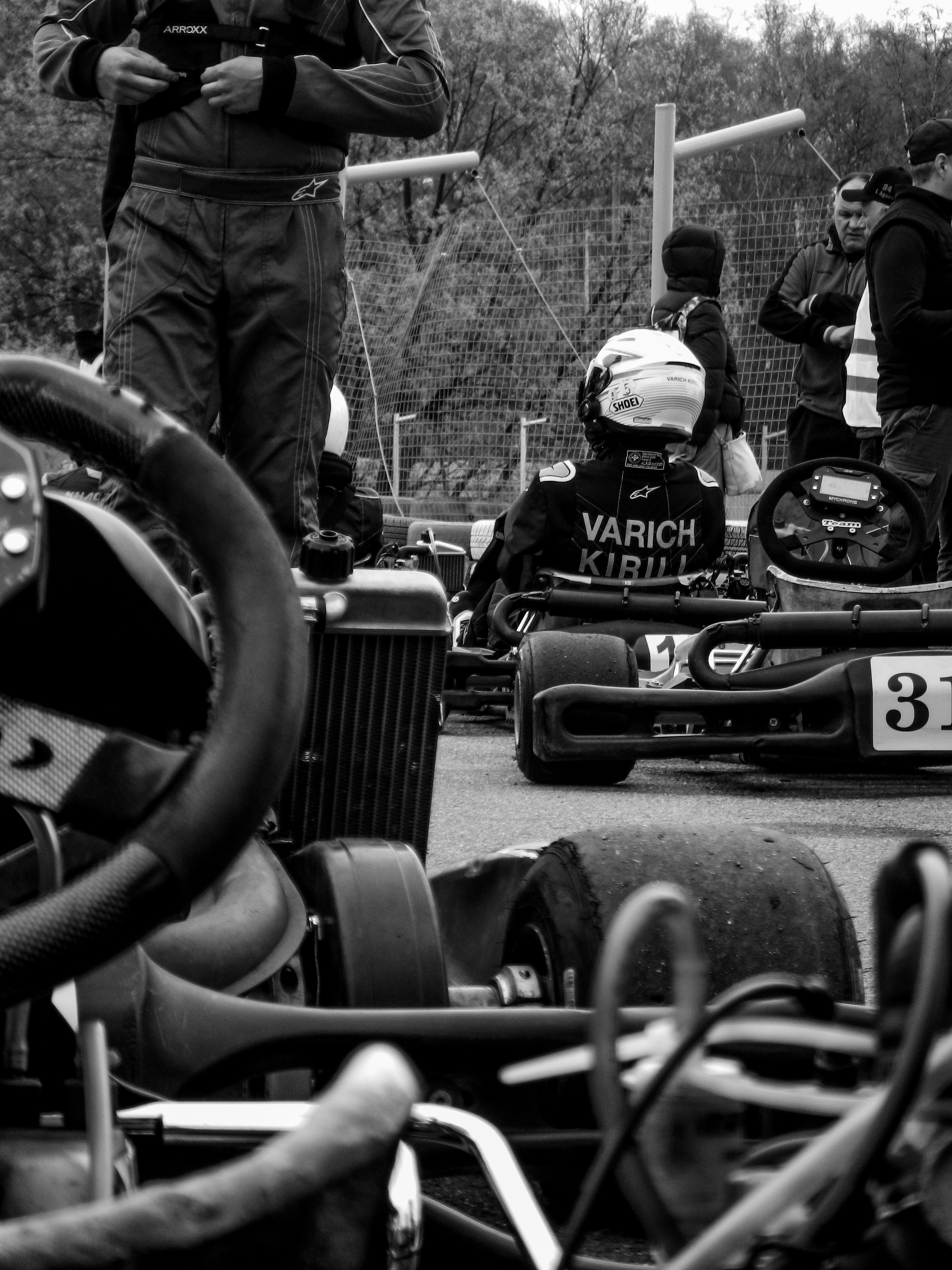 Kart. Даниил Шевалье — профессиональная фото и видеосъёмка в Москве | Продюсер креативных проектов