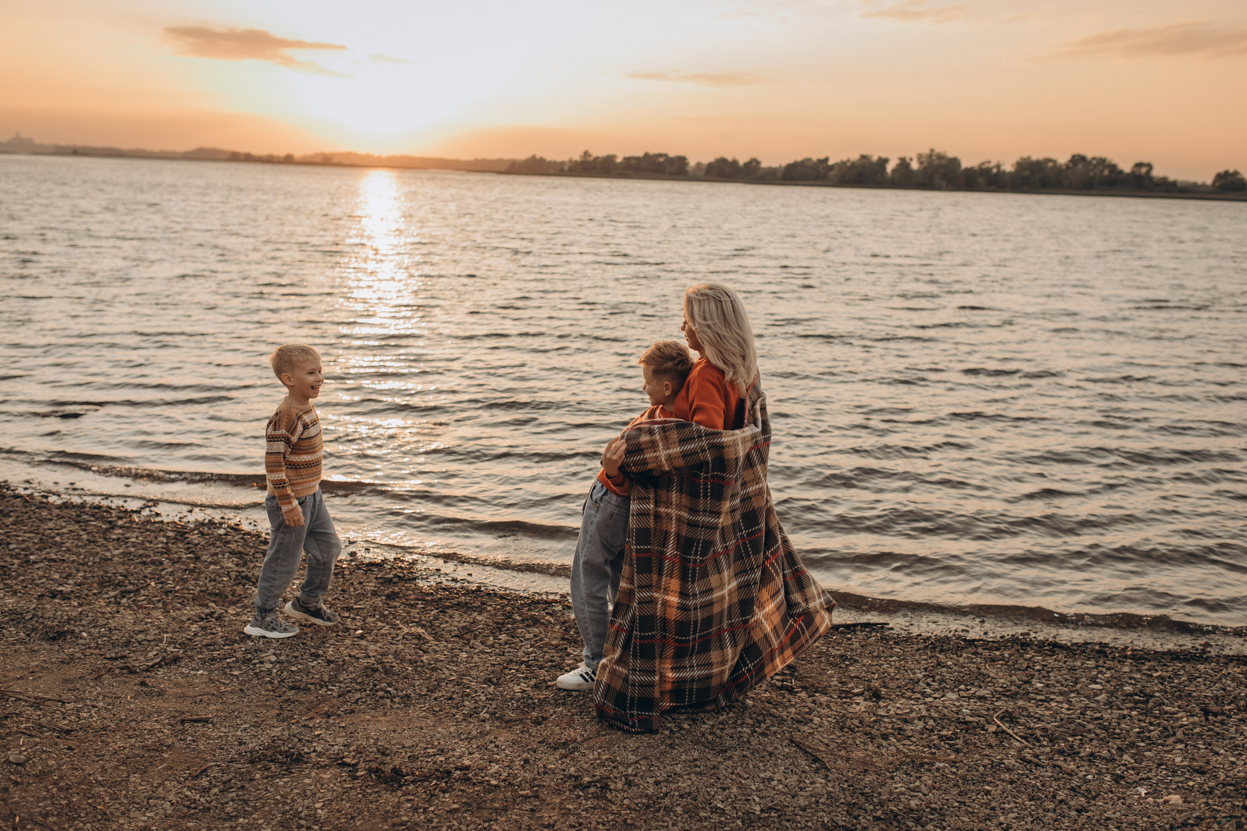 Арина, Тимофей и Егор. Фотограф Юлия Хакимова / Казань/ Чистополь