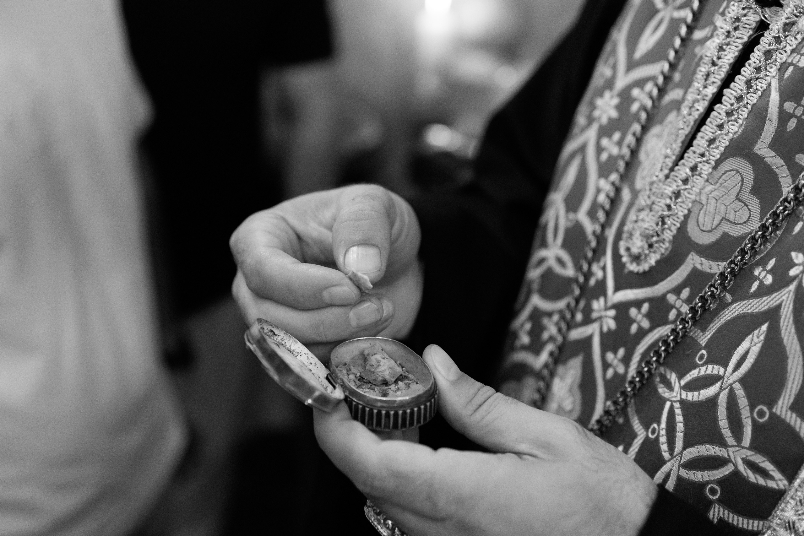 Фотосъёмка таинства крещения и крестин в городах Я фотограф снимающий венчания в городах Минеральные Воды, Пятигорск, Кисловодск, Ессентуки,. Репортажный и свадебный фотограф Пятигорск и КМВ