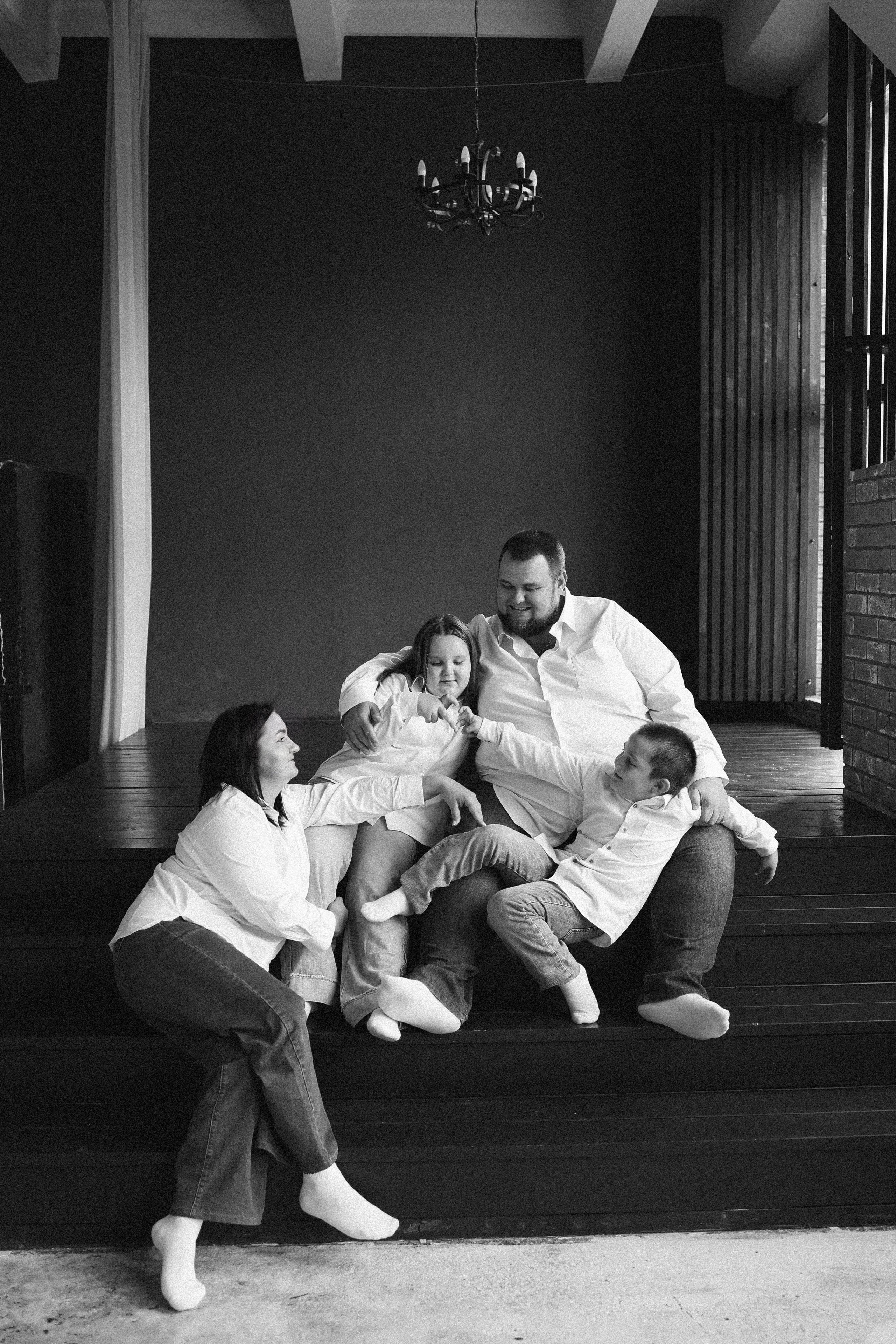 Полина Александр Мария и Иван- фотостудия Bliss- Луначарского 31. Семейный и детский фотограф в  г. Екатеринбурге Холодова Юлия