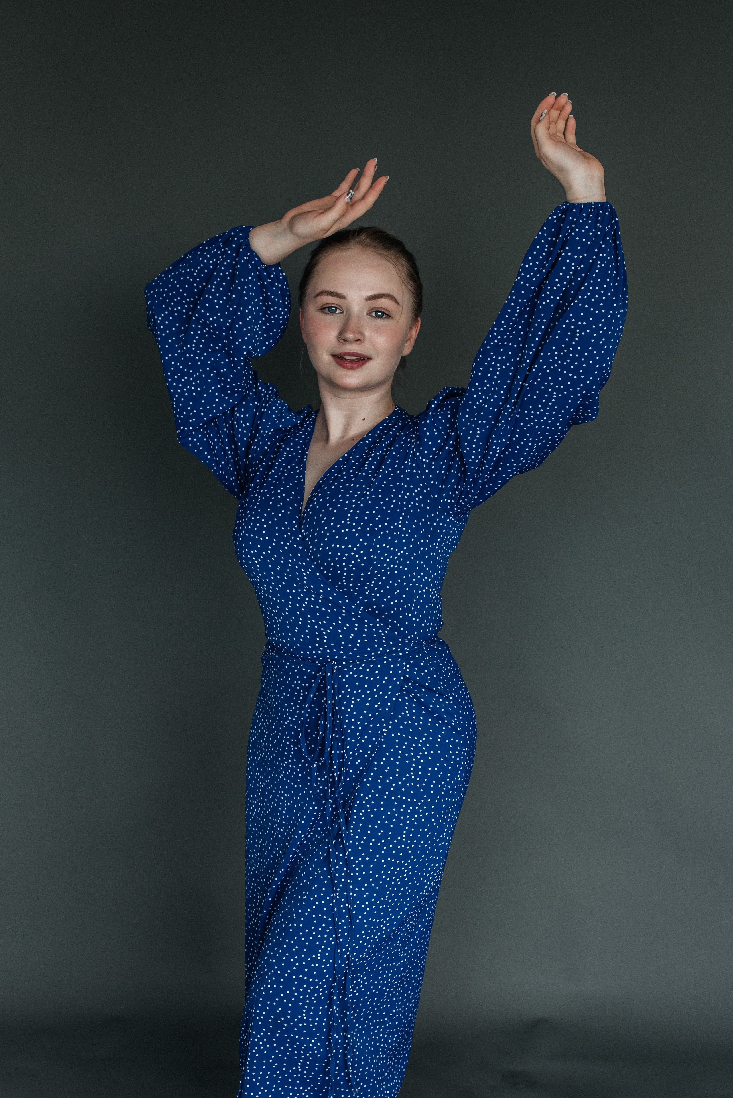 Анастасия в студии. Детский и семейный фотограф выпускной альбом Приморско-Ахтарск