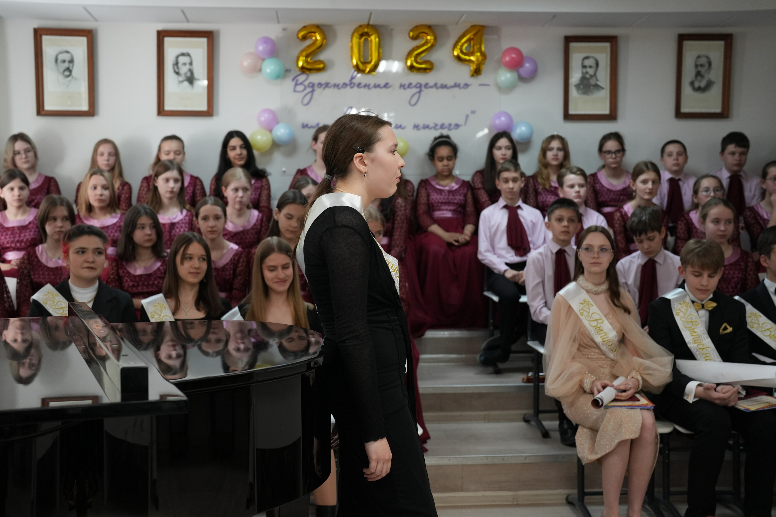 Выпускной в музыкально-хоровой школе г. Москвы № 106. Семейный и детский фотограф в Москве Оксана Чибизова