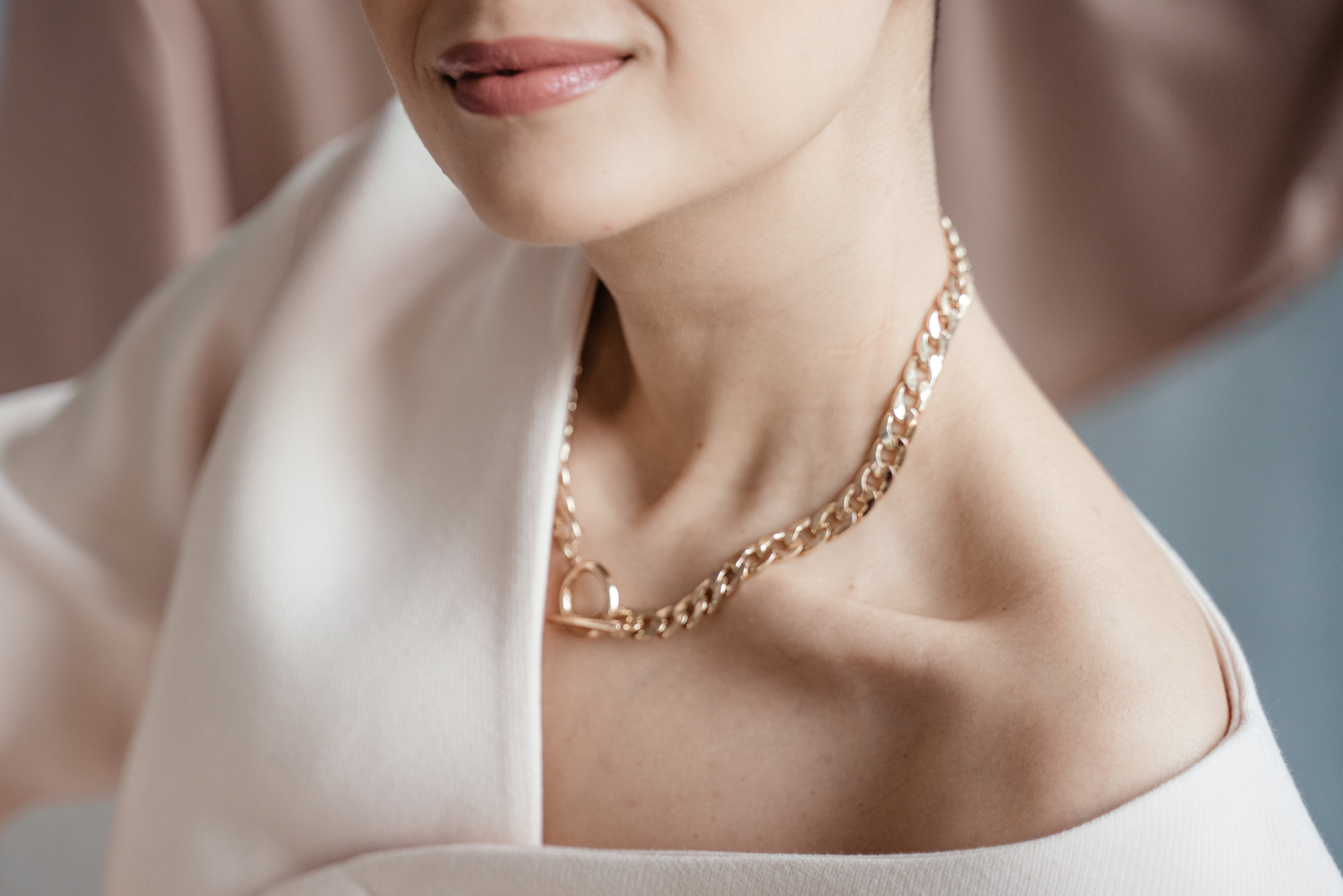 Стилист-Минималист Марина Дзреева (1 съемка, 1 час, 4 образа). Контент-фотограф Романова Светлана Ростов-на-Дону