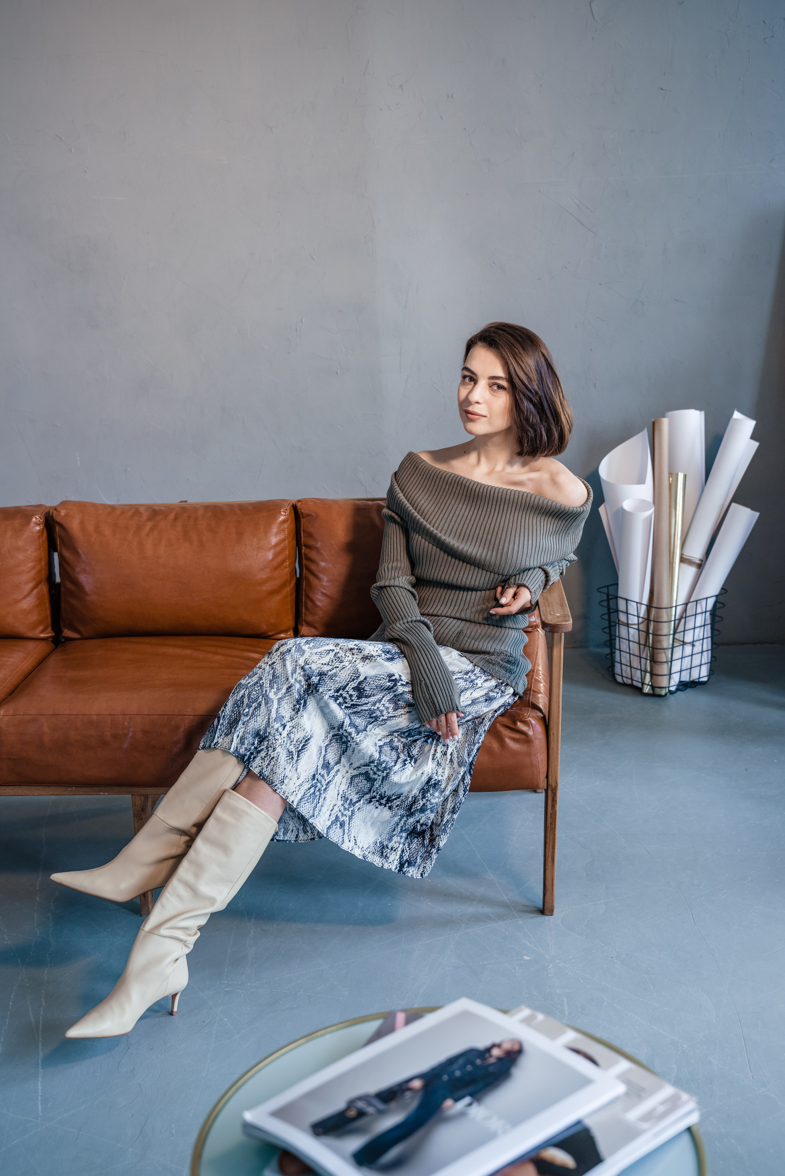 Стилист-Минималист Марина Дзреева (1 съемка, 1 час, 4 образа). Контент-фотограф Романова Светлана Ростов-на-Дону