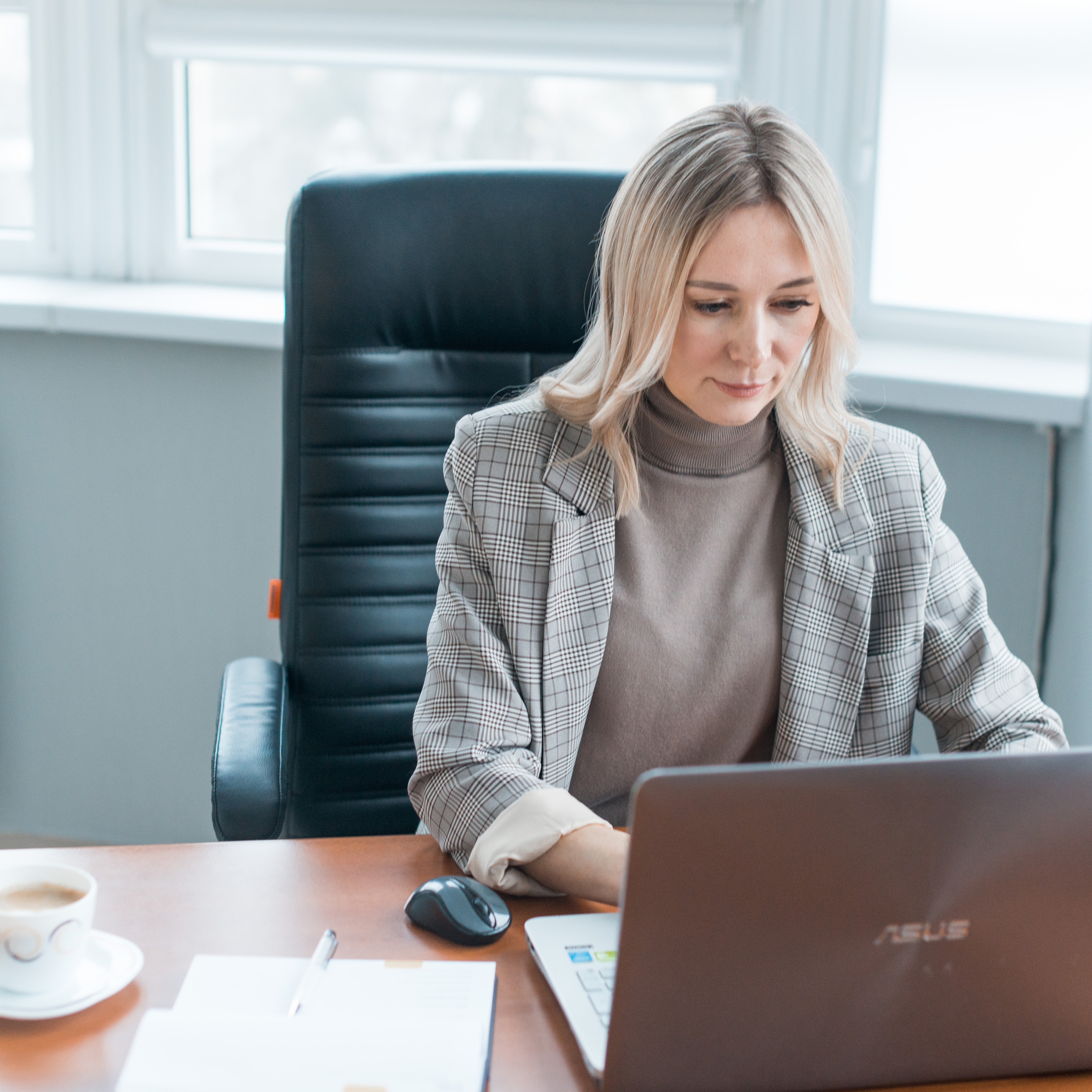 Медиатор Елена Малахута (1 съемка, 3 часа, 9 образов). Контент-фотограф Романова Светлана Ростов-на-Дону