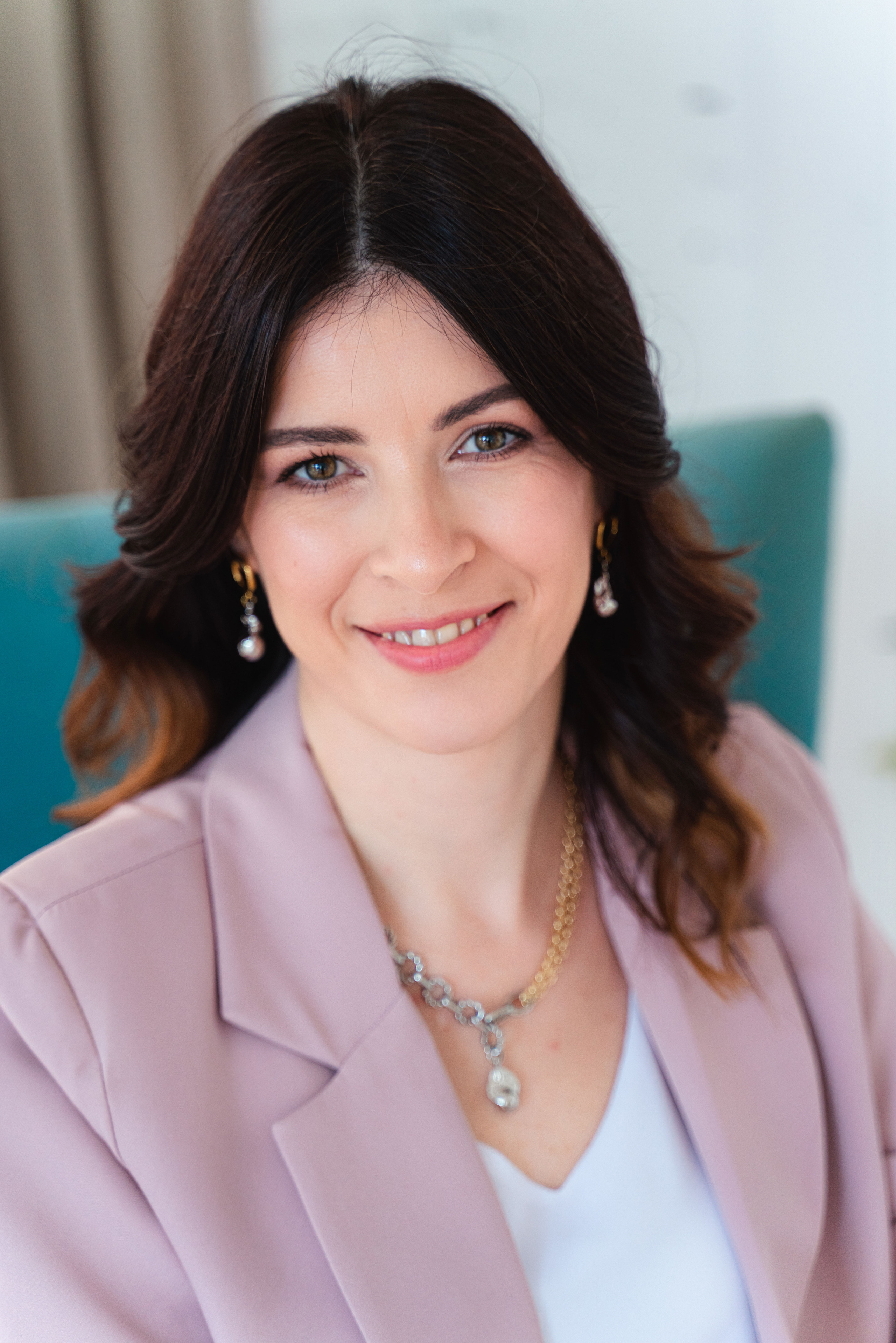 Психолог Анна Волошина (1 съемка, 3 часа, 9 образов). Контент-фотограф Романова Светлана Ростов-на-Дону