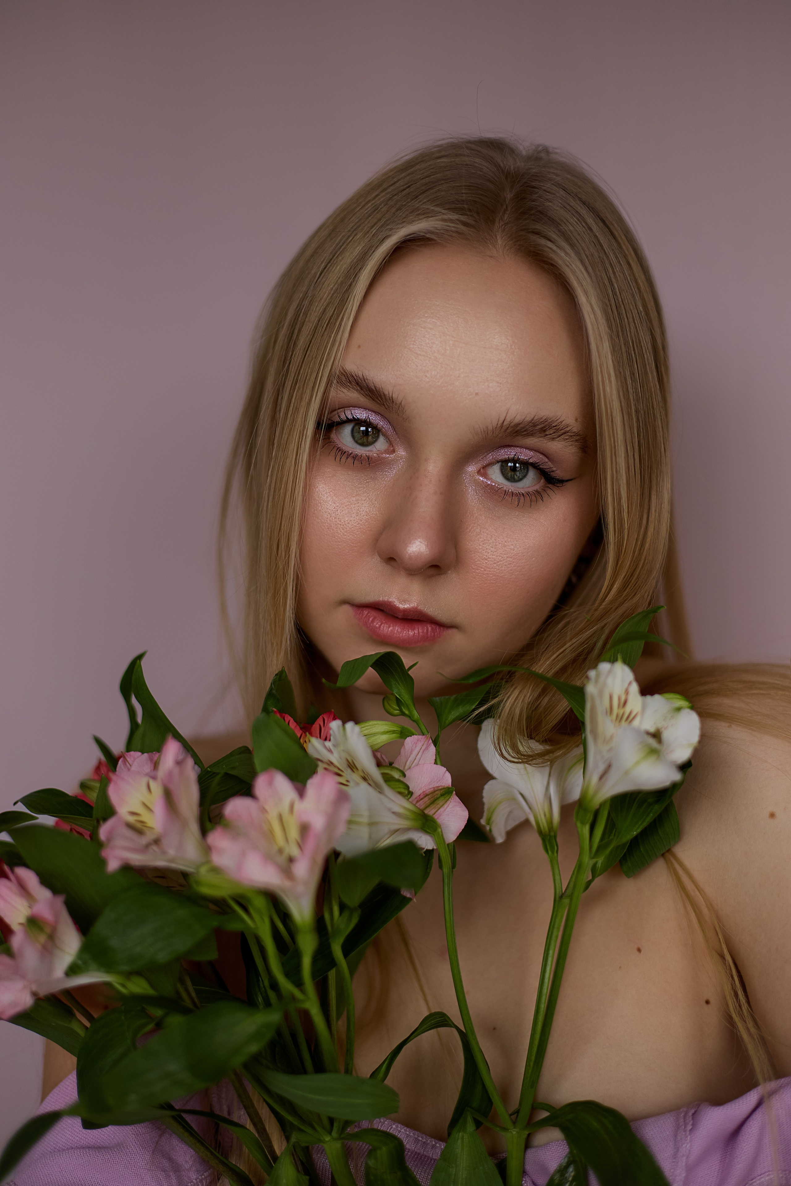 Авиор с фоном. Фотограф, мобилограф Ростов-на-Дону
