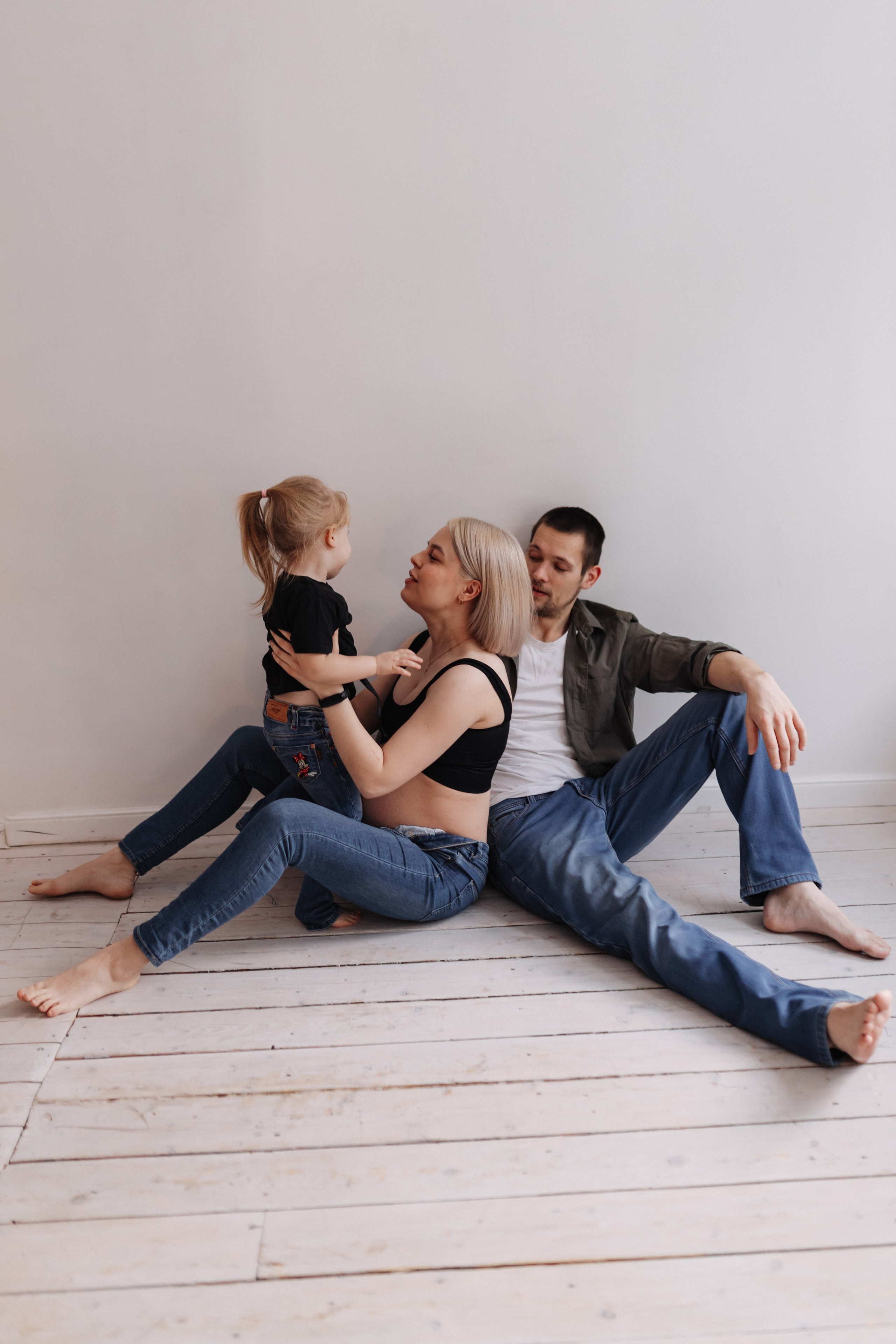 Семья Киры в ожидании Гриши. Семейный фотограф Альбина Крутелева, Екатеринбург, Ревда