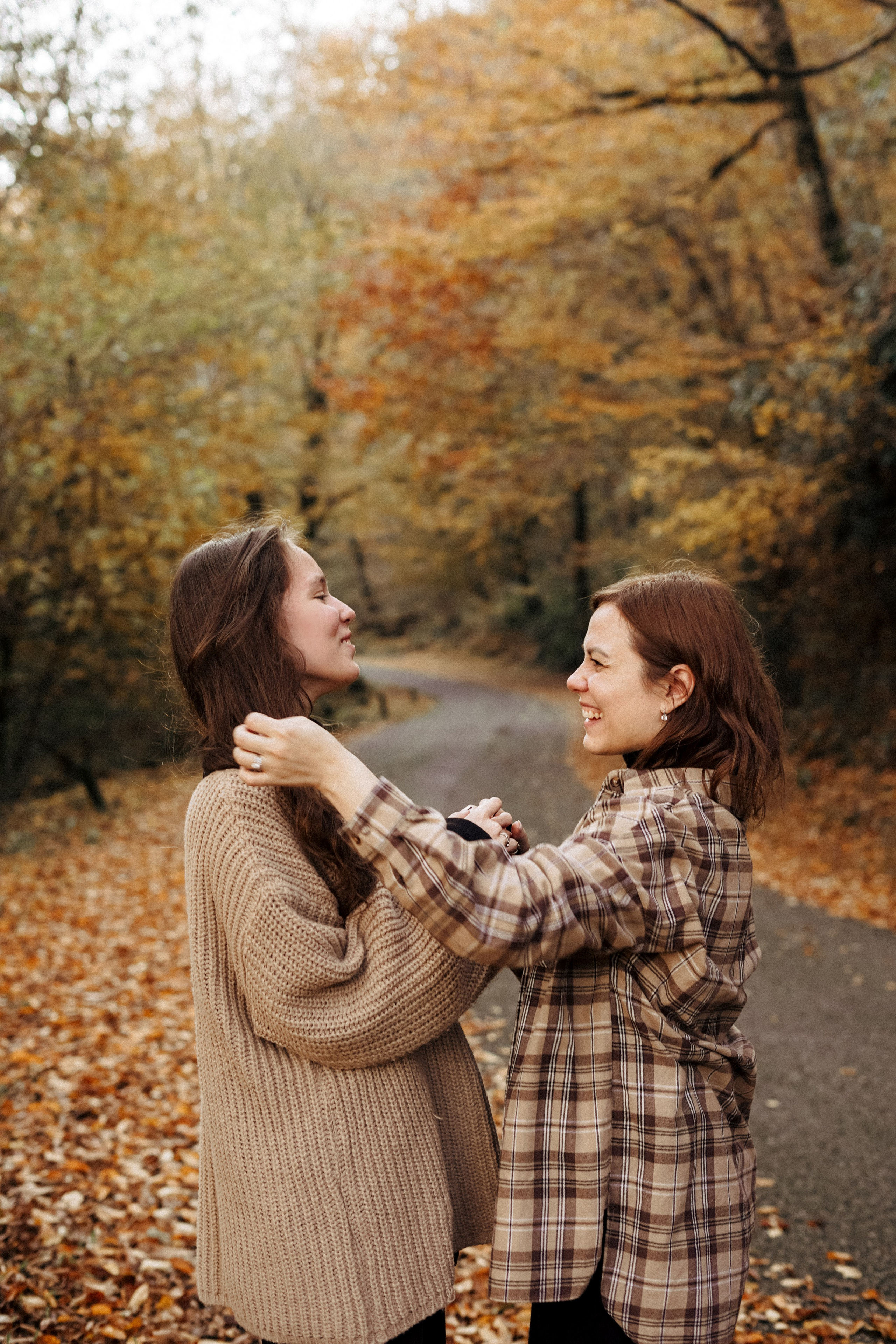 Настя с дочерью Дашей в Мюссере, Абхазия. Фотограф в Сочи и Абхазии | Фототуры | September Air