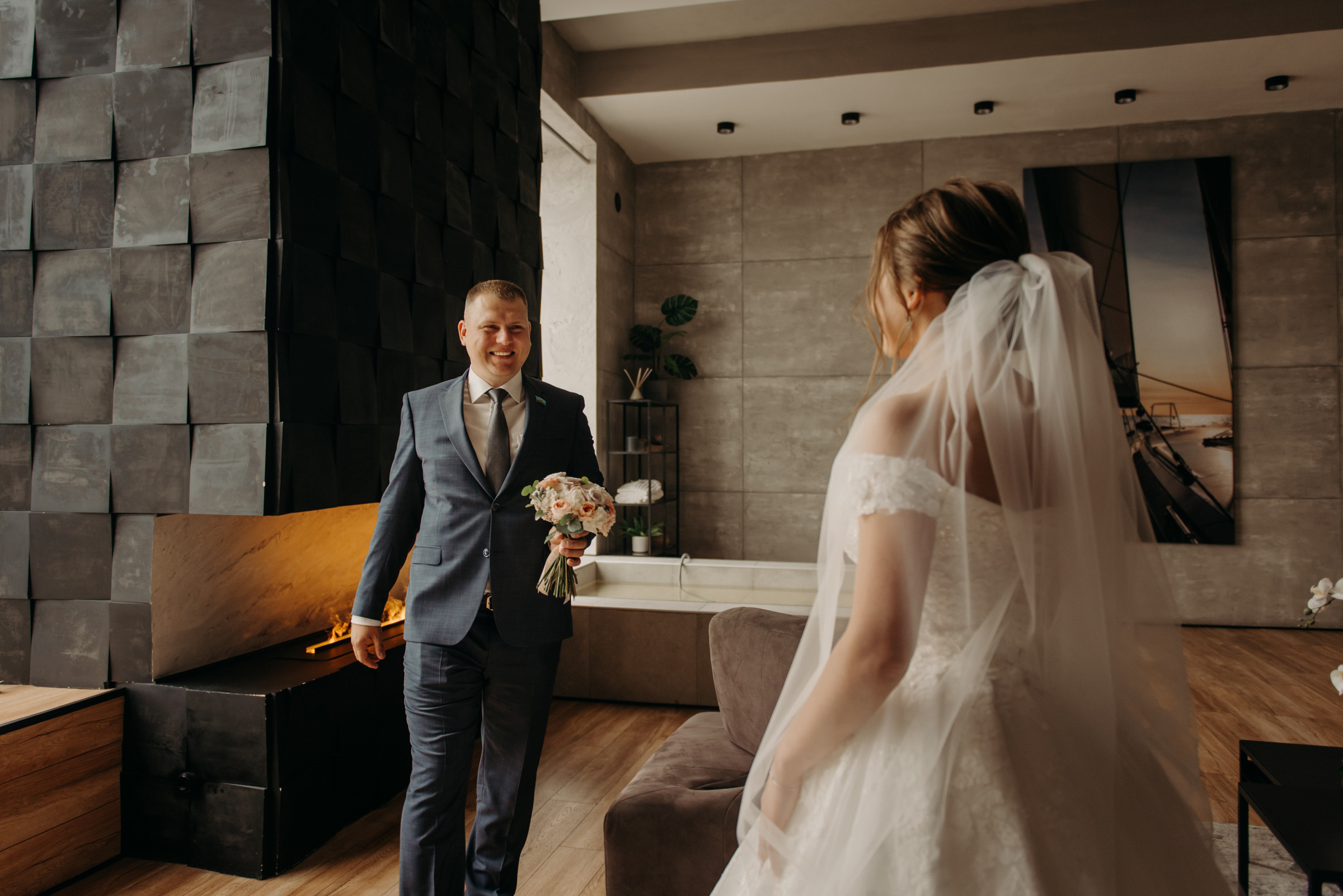 фотограф на свадьбу, утро невесты в фотостудии