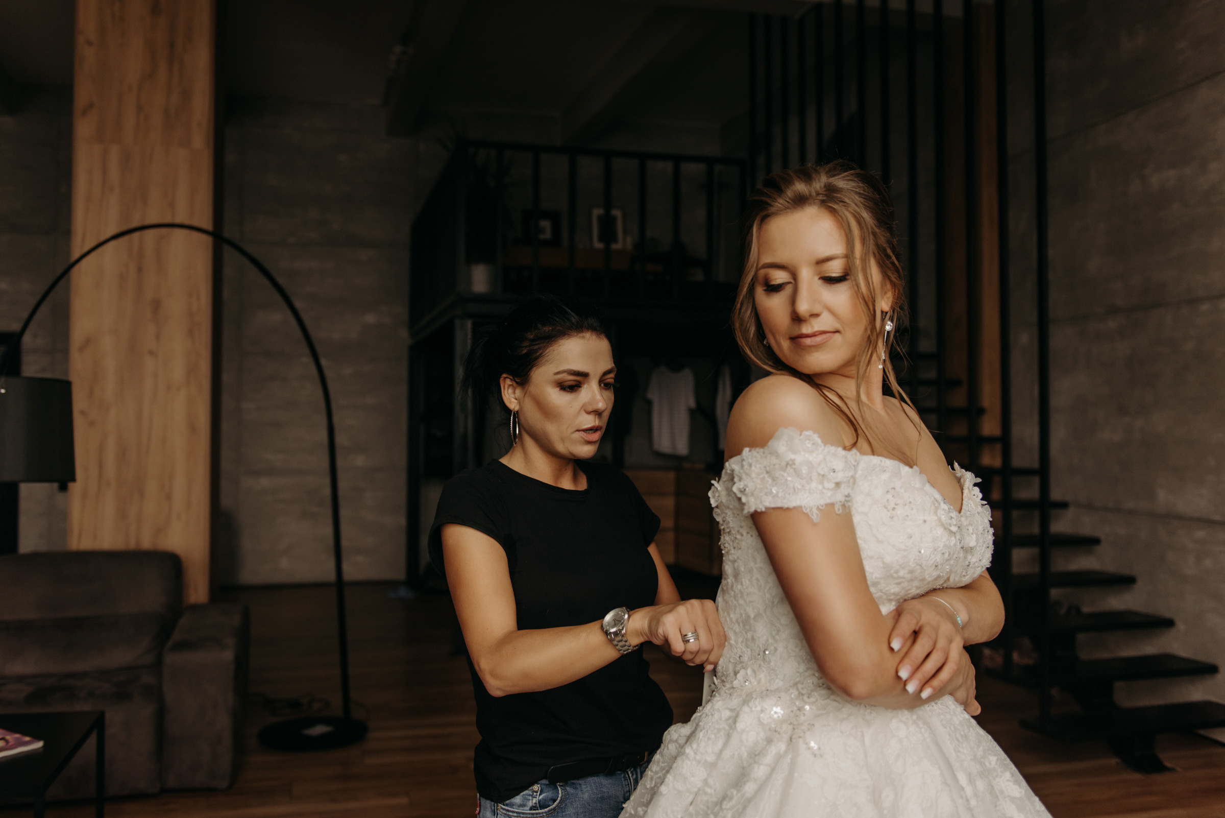 фотограф на свадьбу, утро невесты в фотостудии