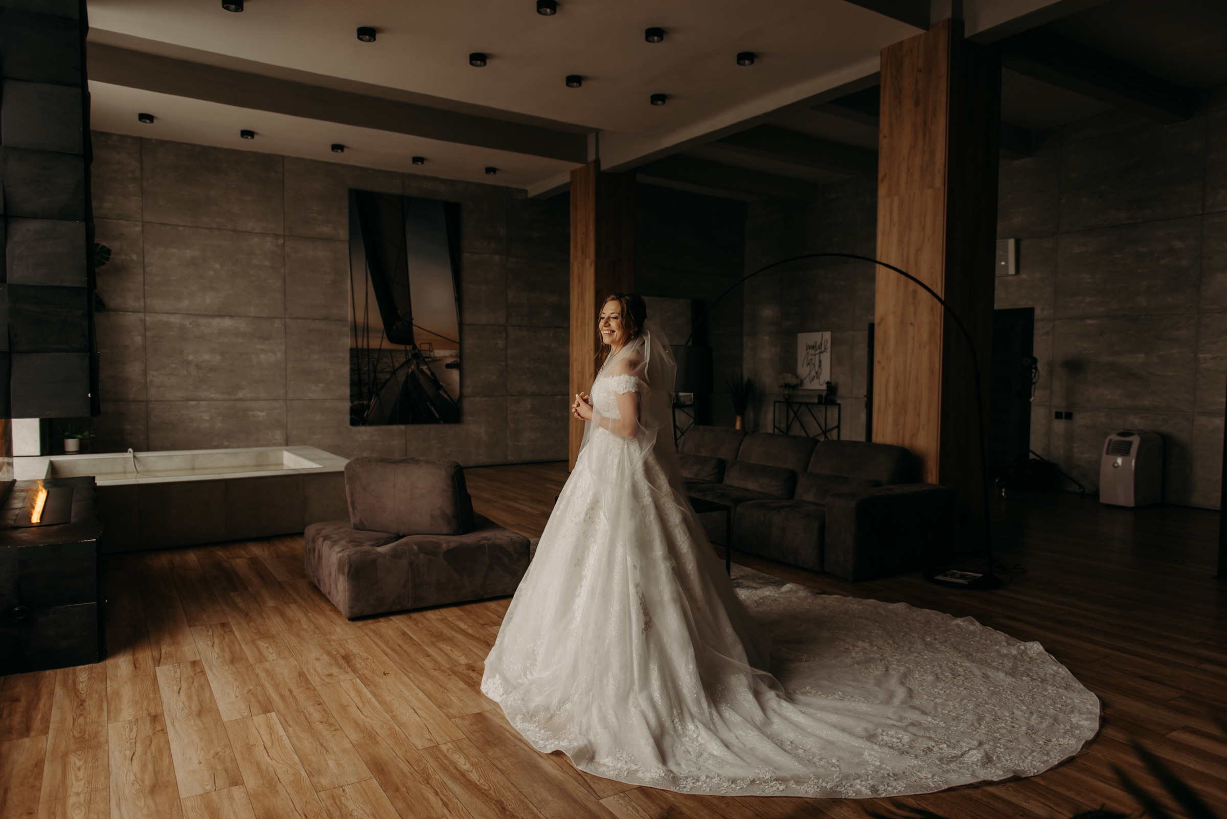 фотограф на свадьбу, утро невесты в фотостудии