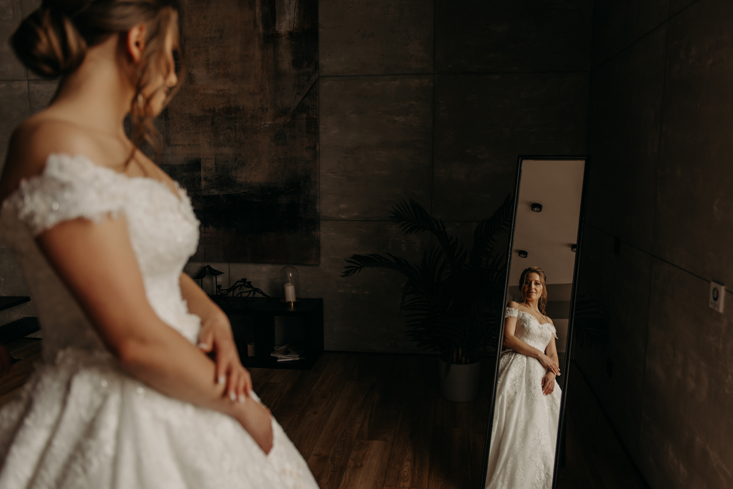 фотограф на свадьбу, утро невесты в фотостудии