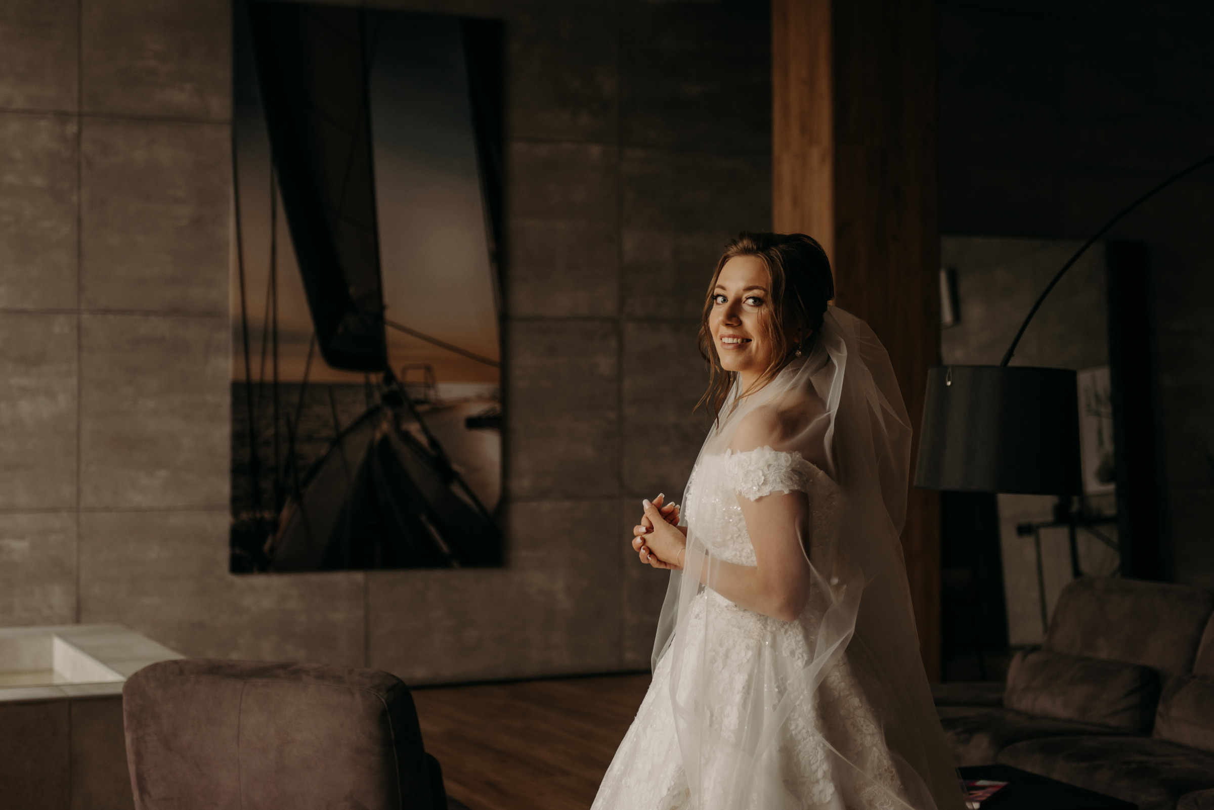 фотограф на свадьбу, утро невесты в фотостудии