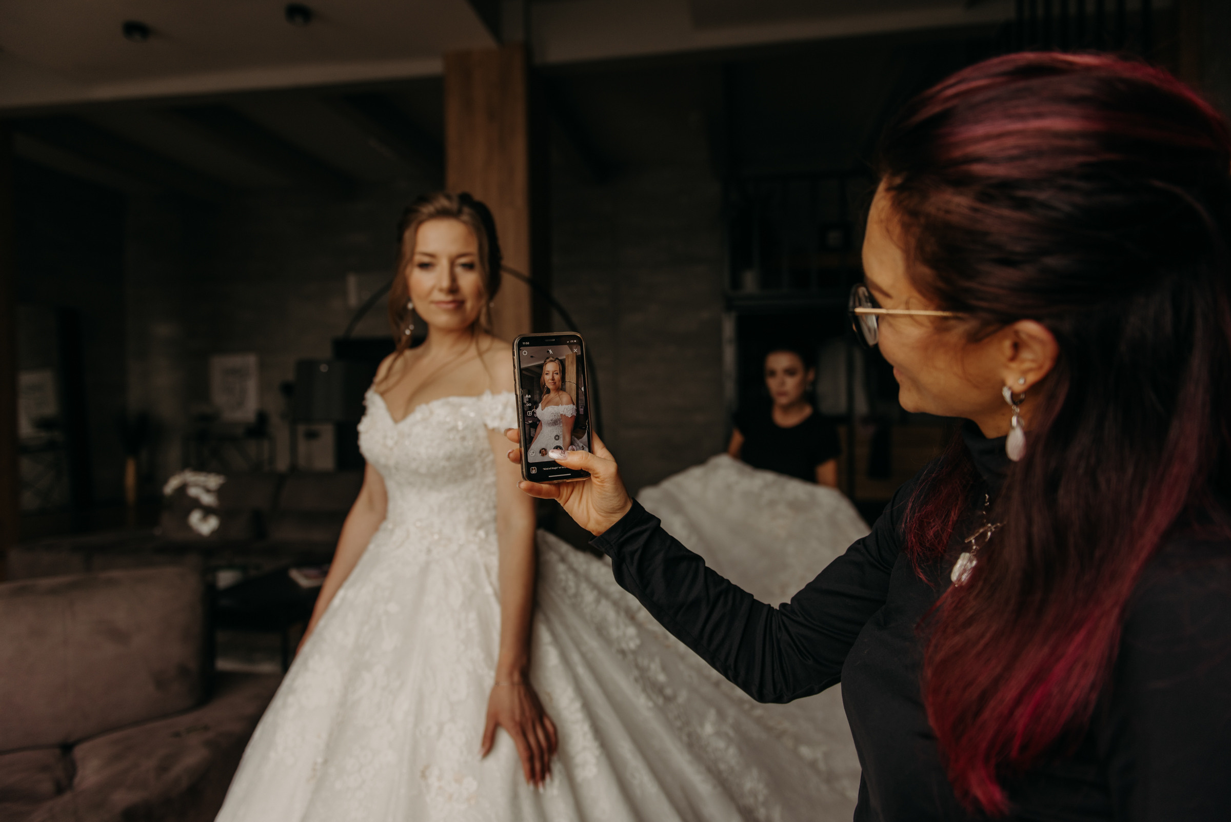 фотограф на свадьбу, утро невесты в фотостудии