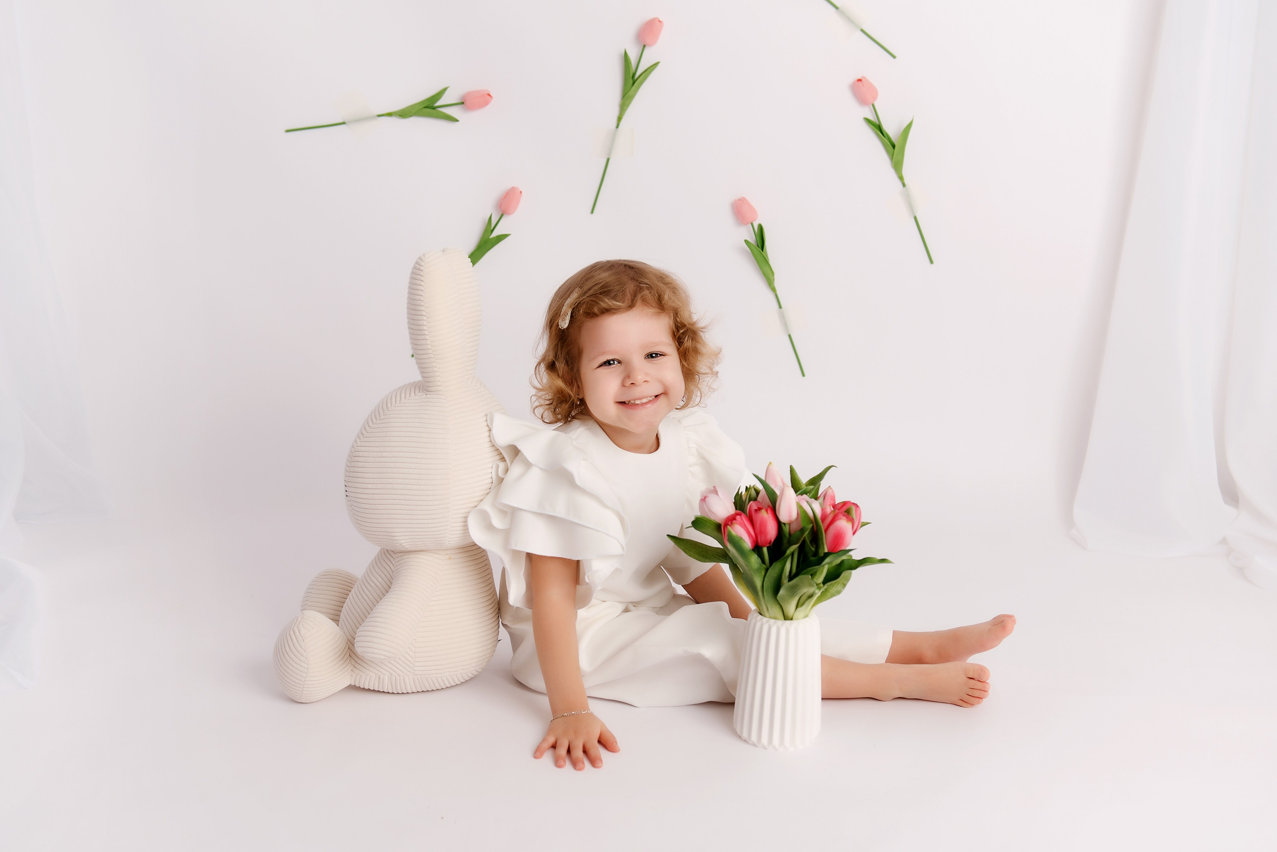 Съёмка с цветами Весенний проект. Детский фотограф в Долгопрудном и Москве