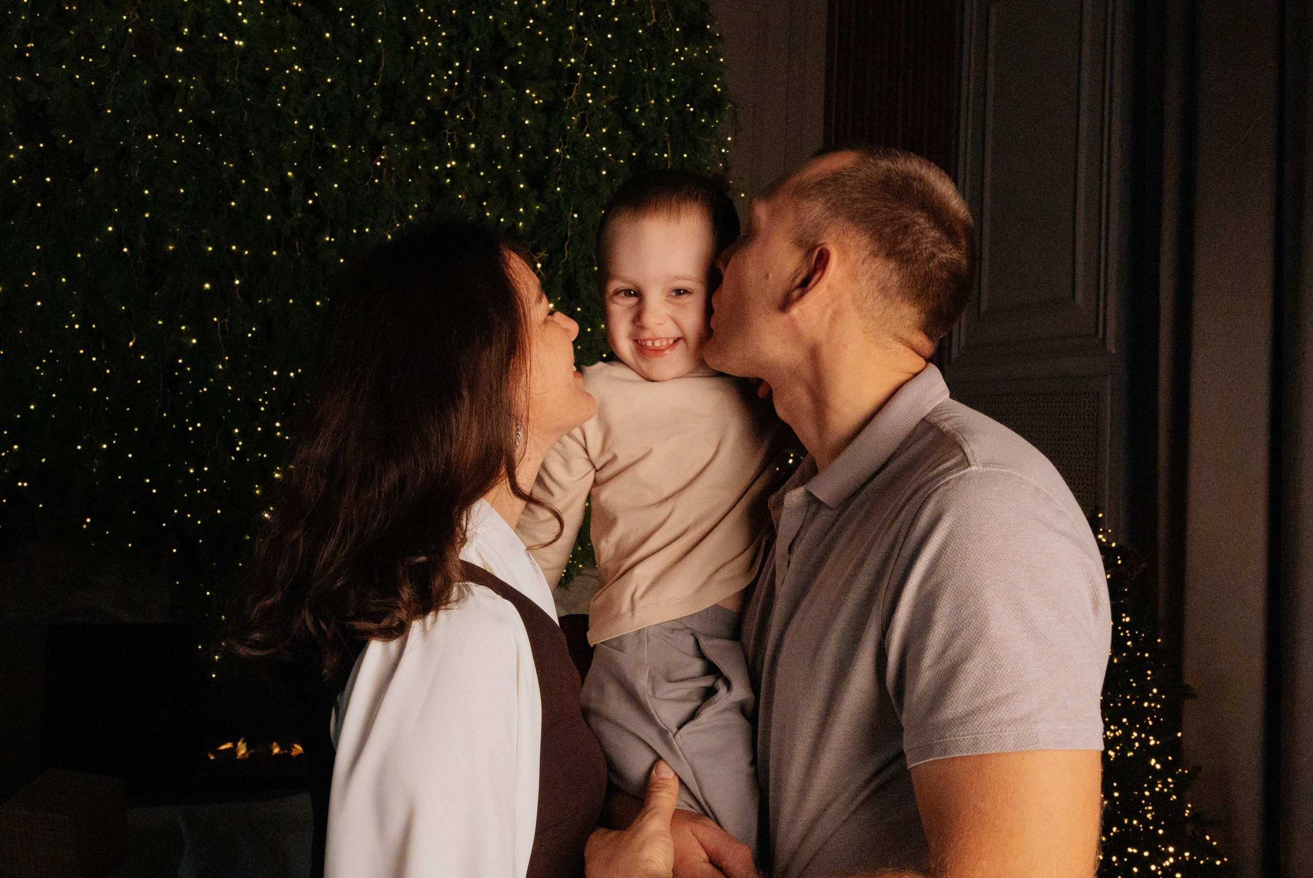 Студийные семейные съемки. Фотограф из Новосибирска Юрк Виктория