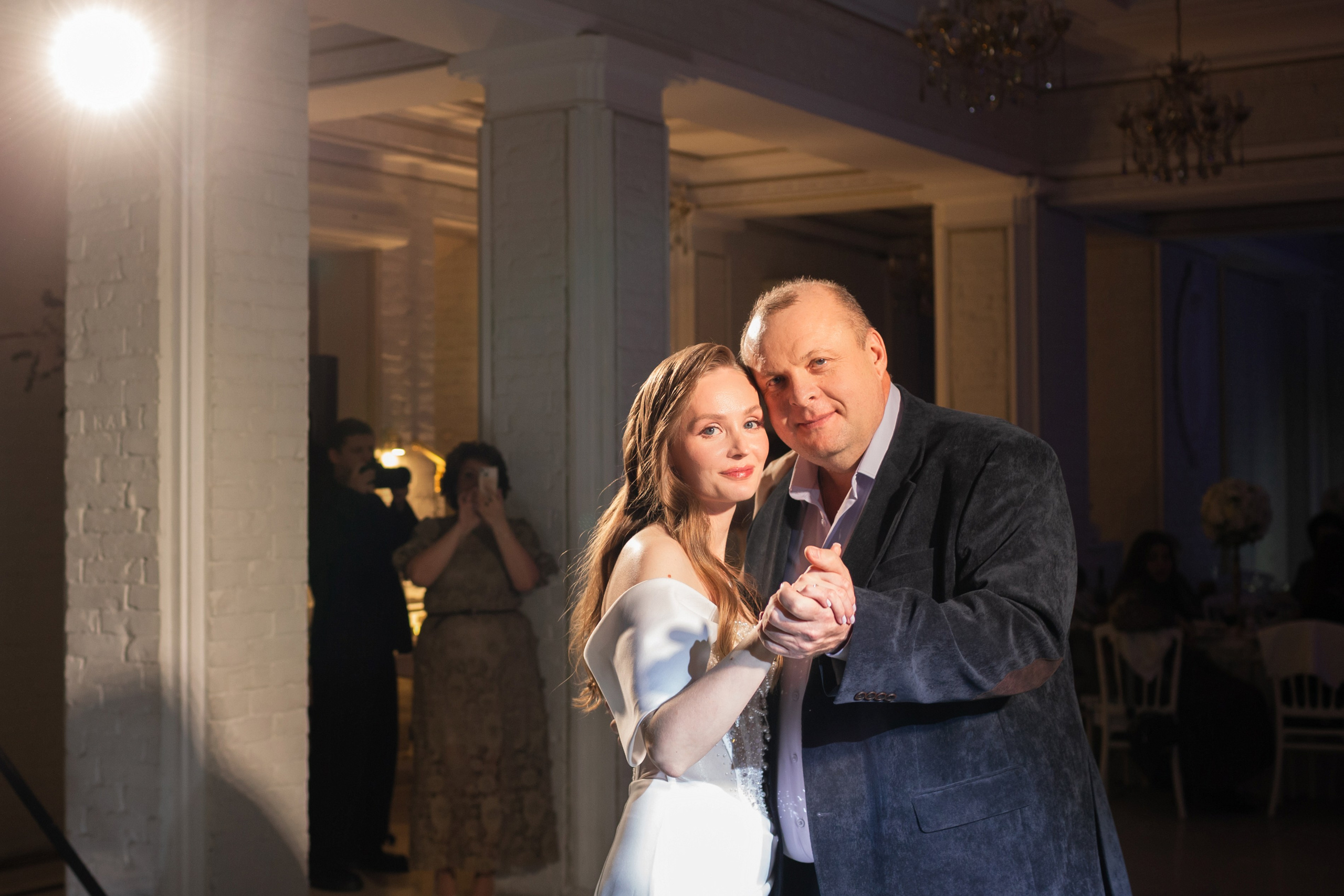 Свадьба в Петербурге в сентябре. Свадебный фотограф Кирилл Белый