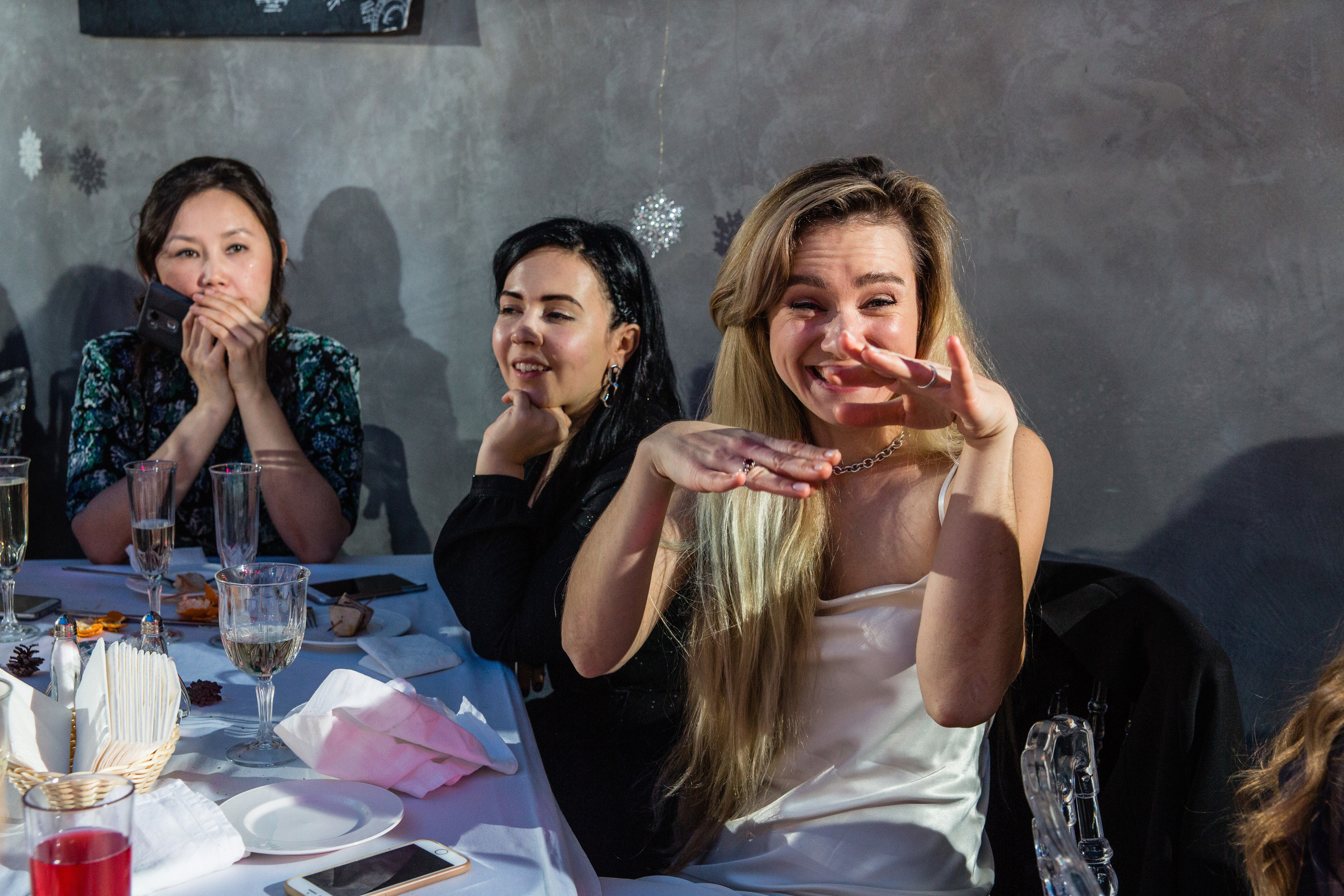 Фотосессия на банкете. Свадебный фотограф в Санкт-Петербурге Евгений Назаров