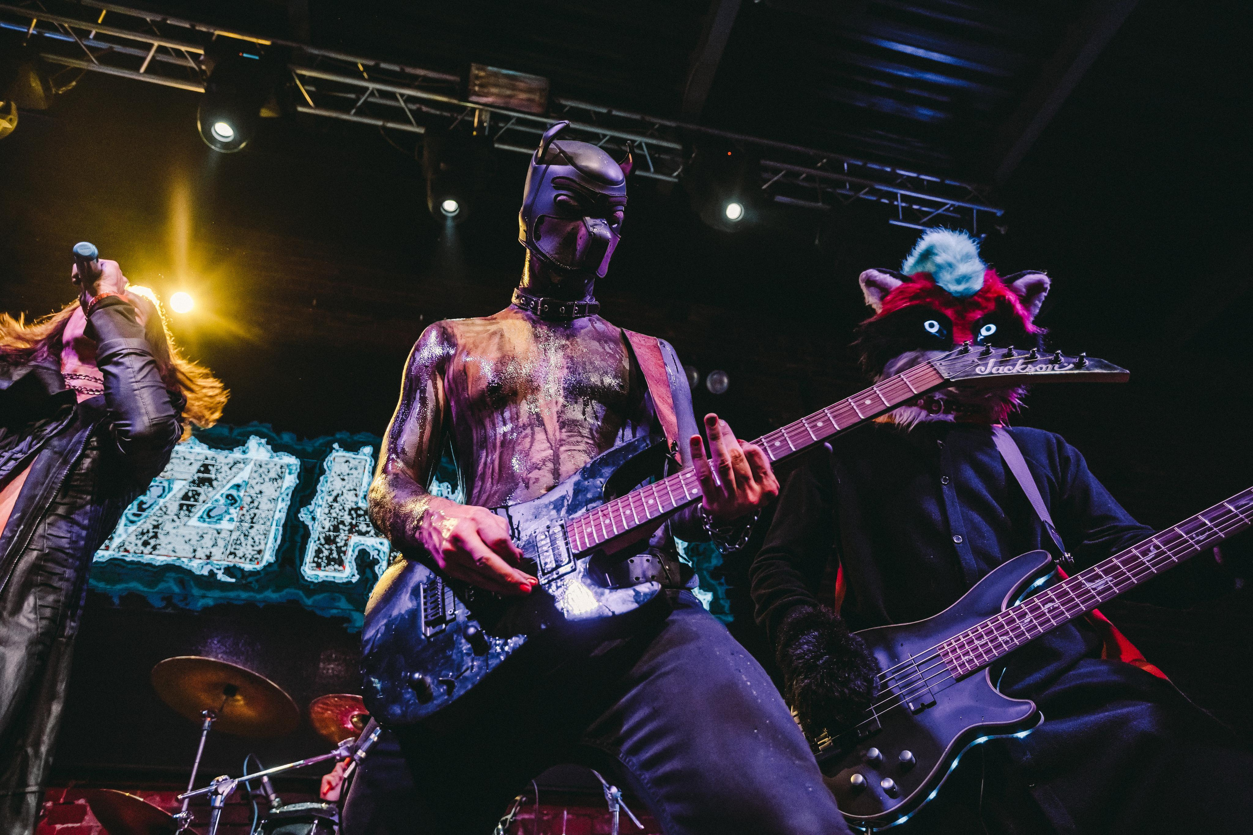 IZIHATE. Photographer Sonkina Tatiana (Tanya Ash)