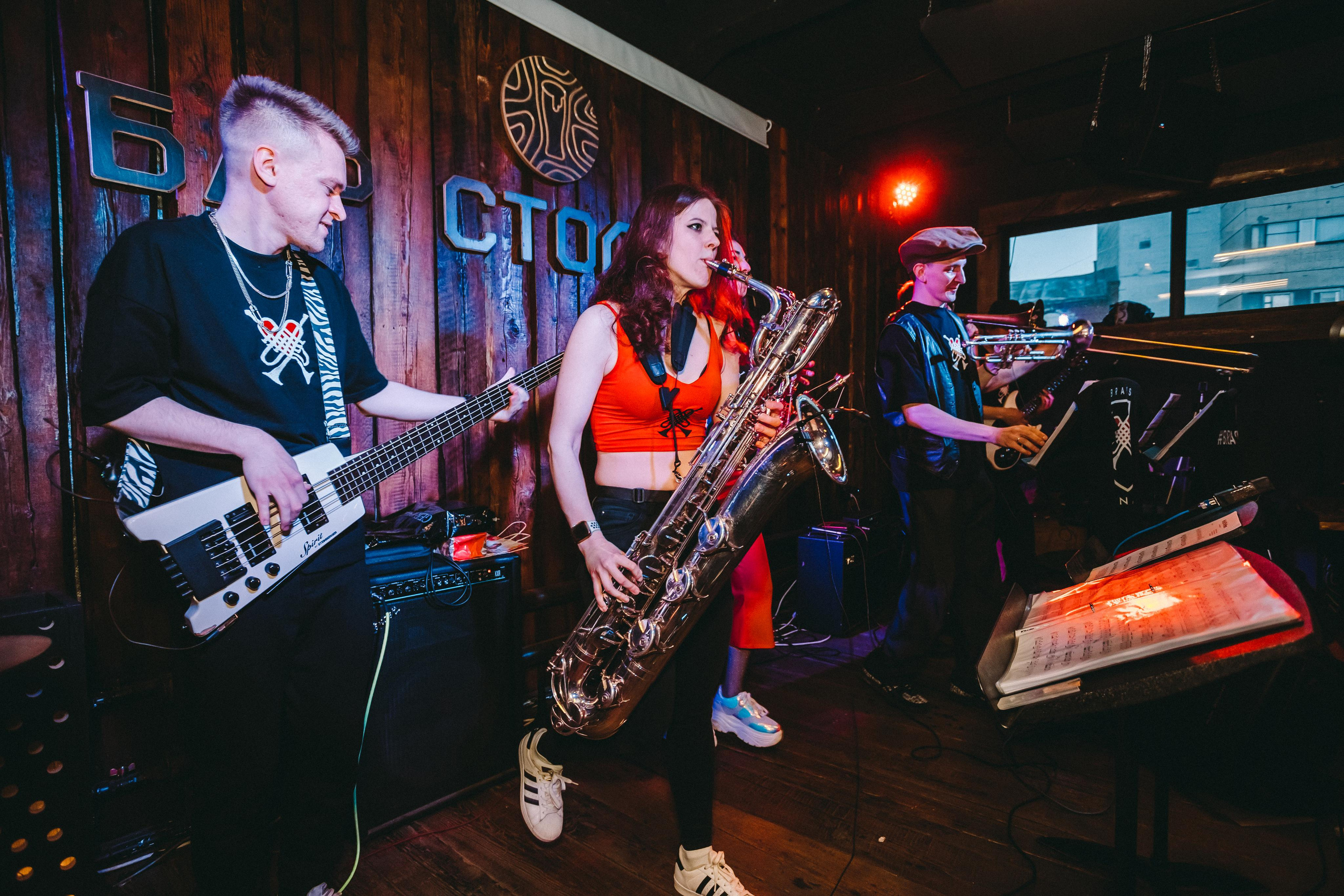 #BRASS NONAME. Фотограф Сонкина Татьяна